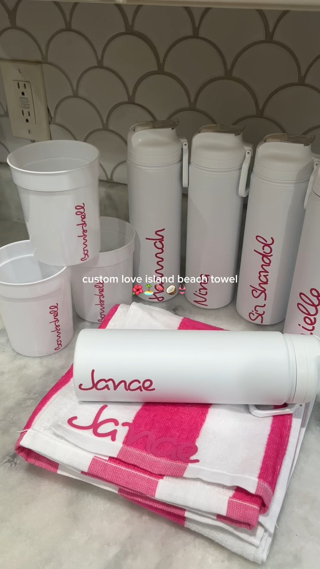 these bombshells are ready for the pool 🏊🏾‍♀️ 🏝️👙💋
♡ 
♡
♡
#atlanta #loveislandusa #Lovelsland
#loveislandseason7 #loveislandwatchparty #cricut #loveislandtiktok #fyp 