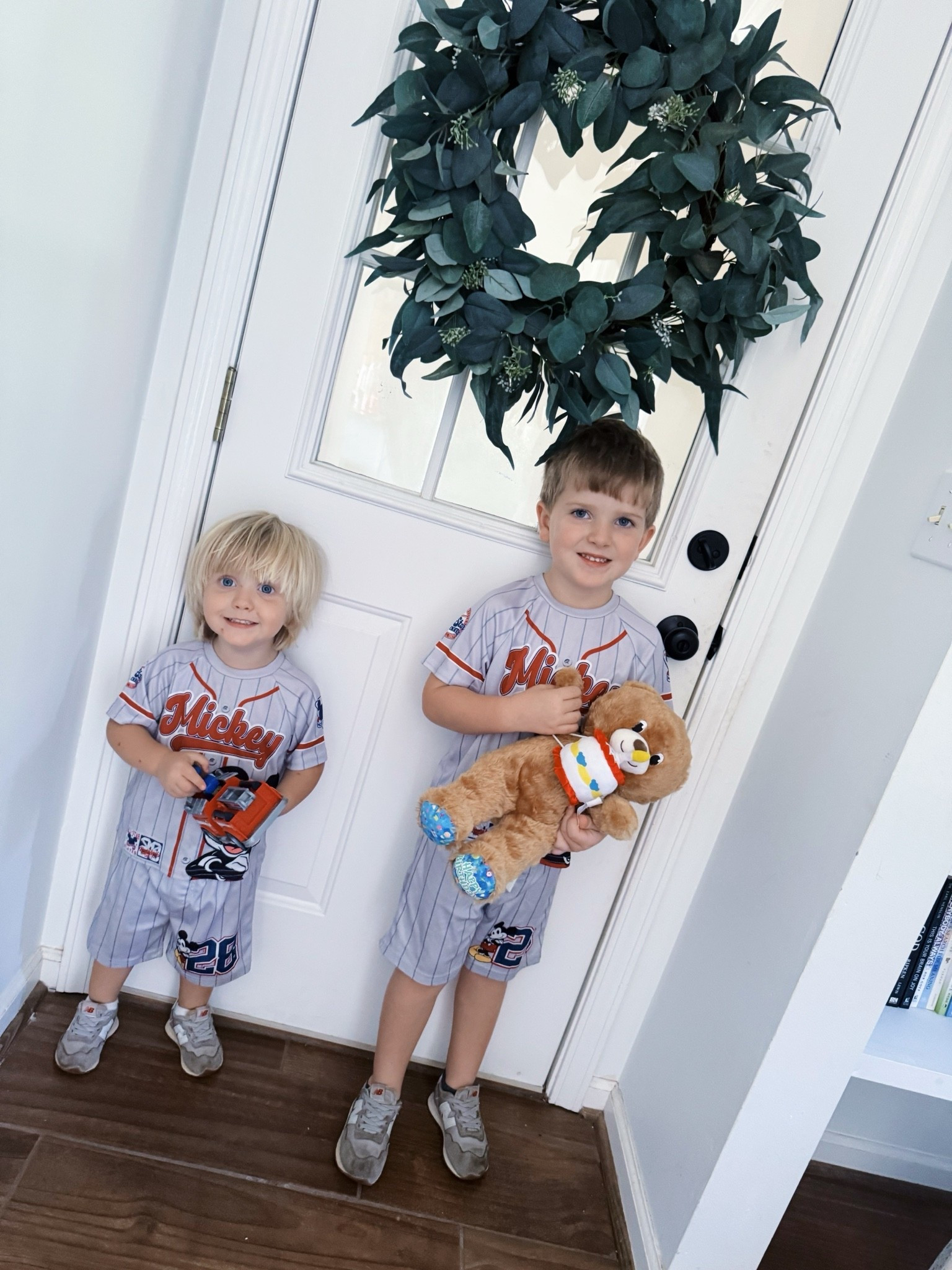 We had the best time today  at our local library 📖 storytime 📚 - and loved 🥰 learning all about spiders 🕷️ and even doing the Halloween 🎃 scavenger hunt, too!! 🧡🌟