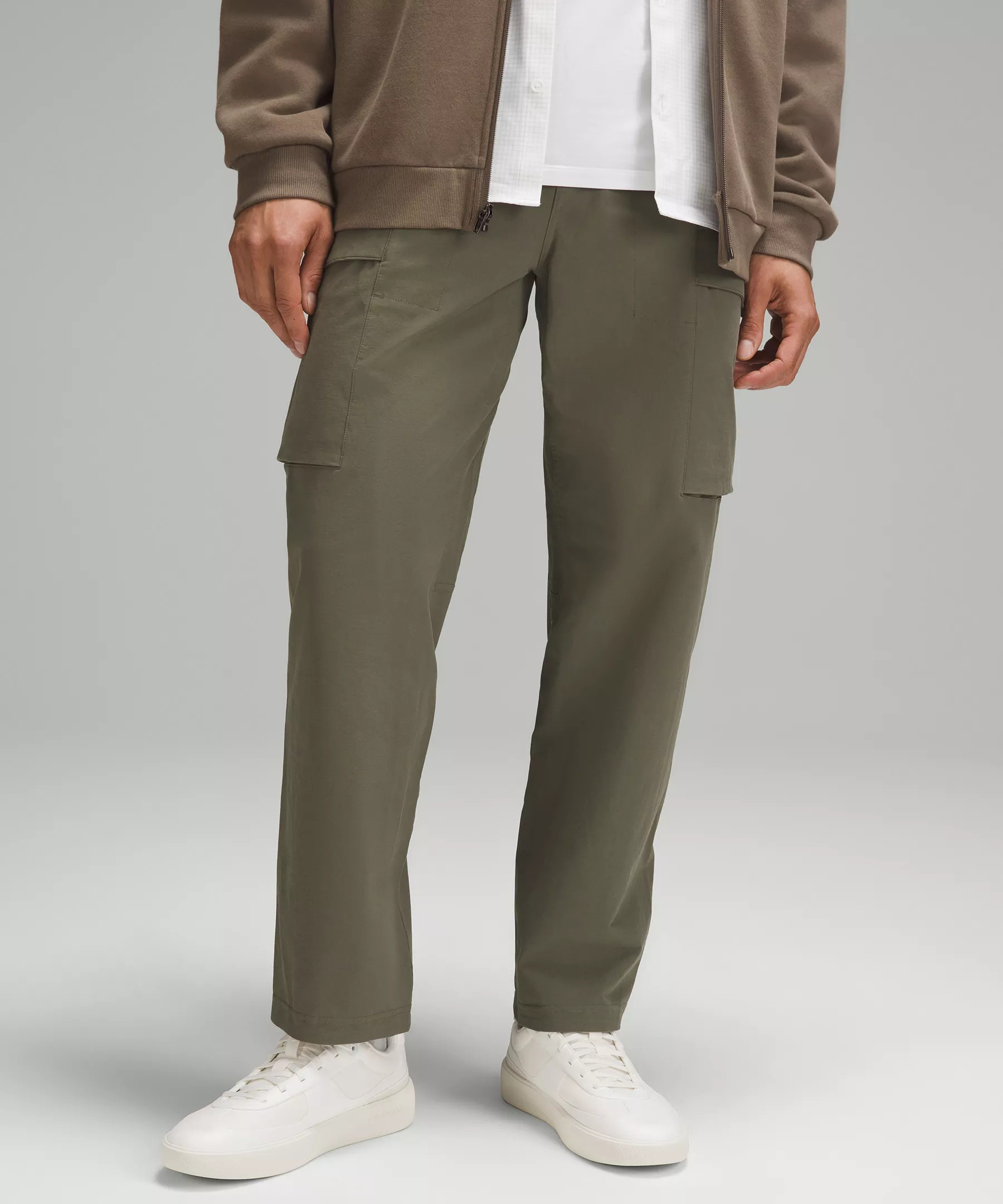Stretch Cotton VersaTwill Relaxed-Fit Cargo Pant | Men's Trousers | lululemon | Lululemon (US)