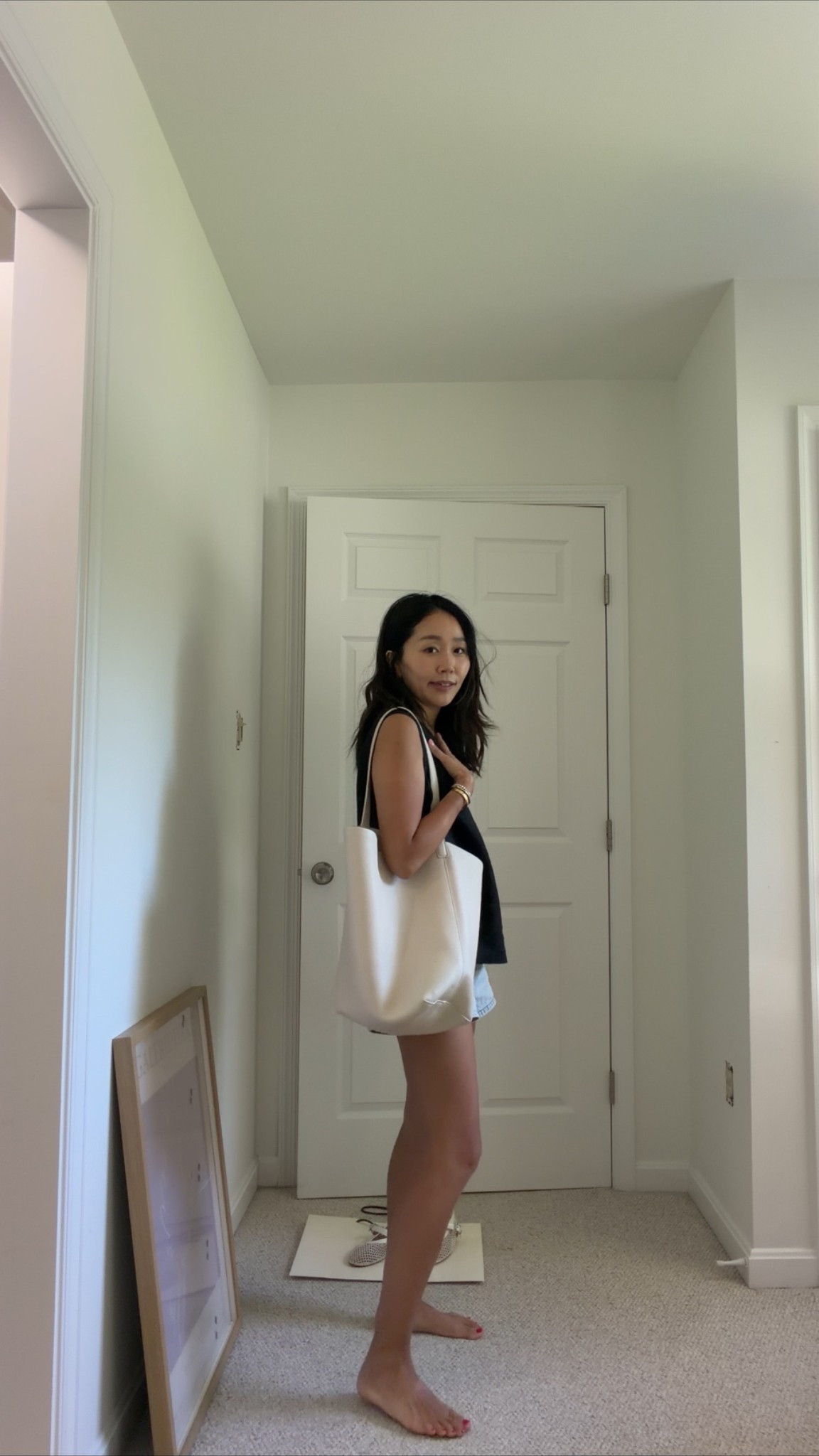 Shop these new @quince pieces! I have my sizing details here:

Sized up to a medium in the top
Took my usual XS for pants (28” inseam and I’m 5’3)
Bag is large 
#quincepartner
