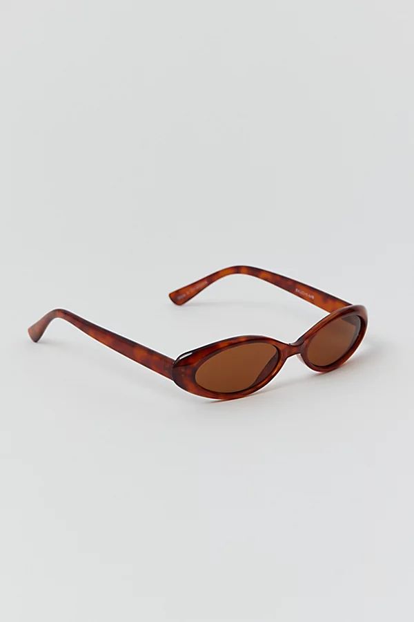 Suki Micro Oval Classic Sunglasses | Urban Outfitters (US and RoW)