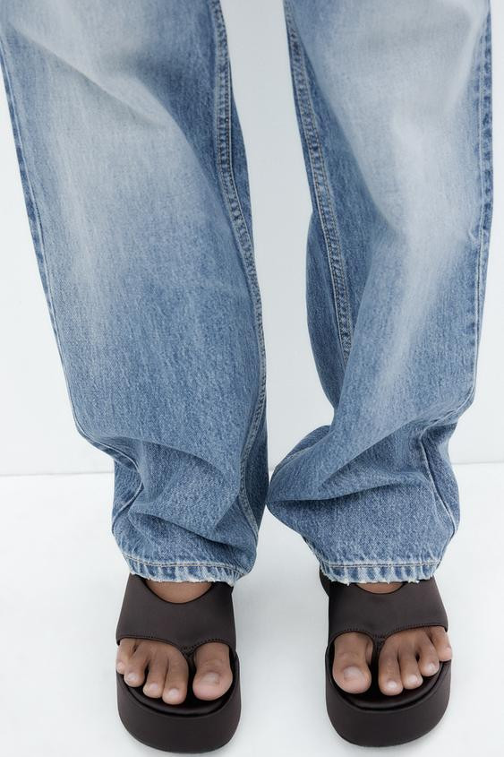 SATIN FINISH PLATFORM SANDALS | Zara US