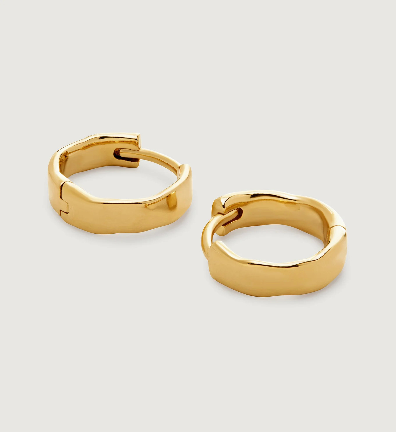 Siren Muse Wave Huggie Earrings | Monica Vinader (Global)