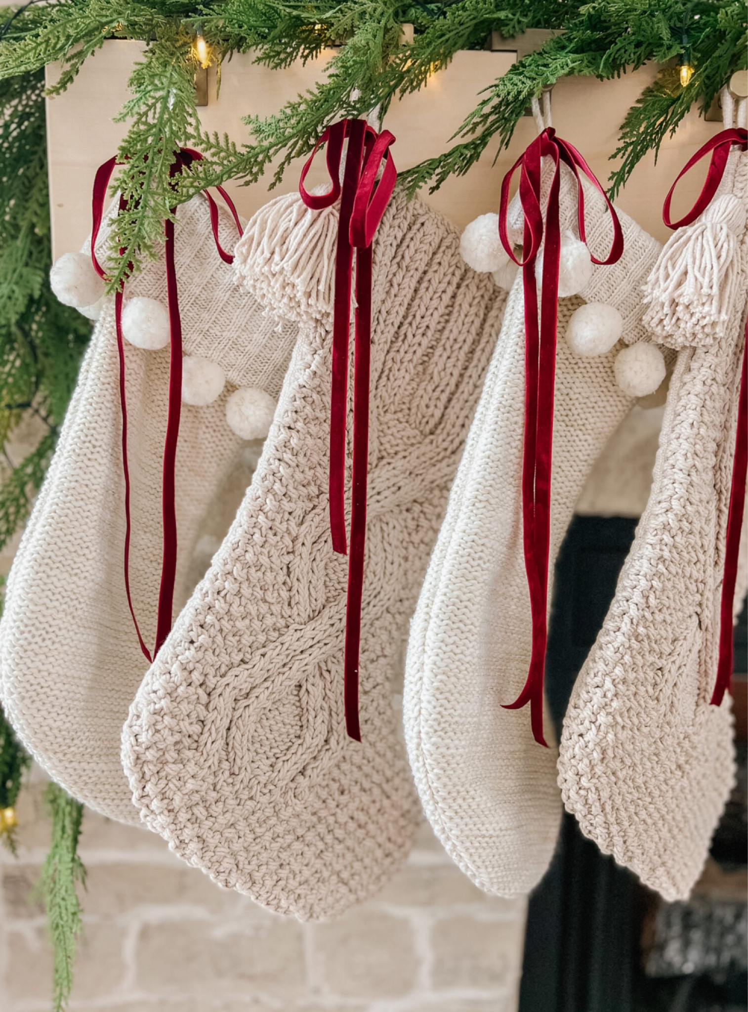 I use this velvet ribbon everywhere during the holiday season. ♥️