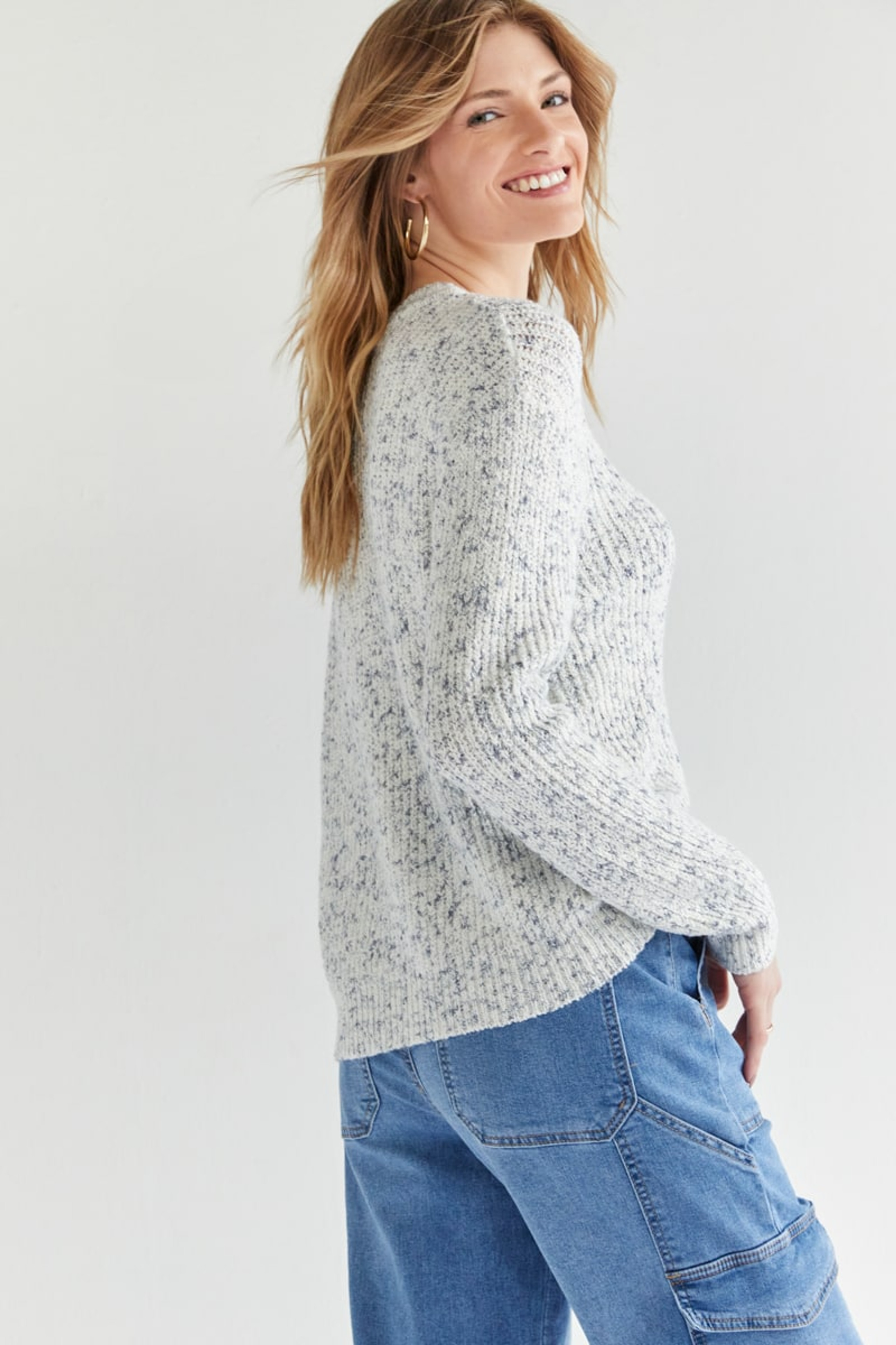 Delaney Crew Neck Pullover | Francesca's