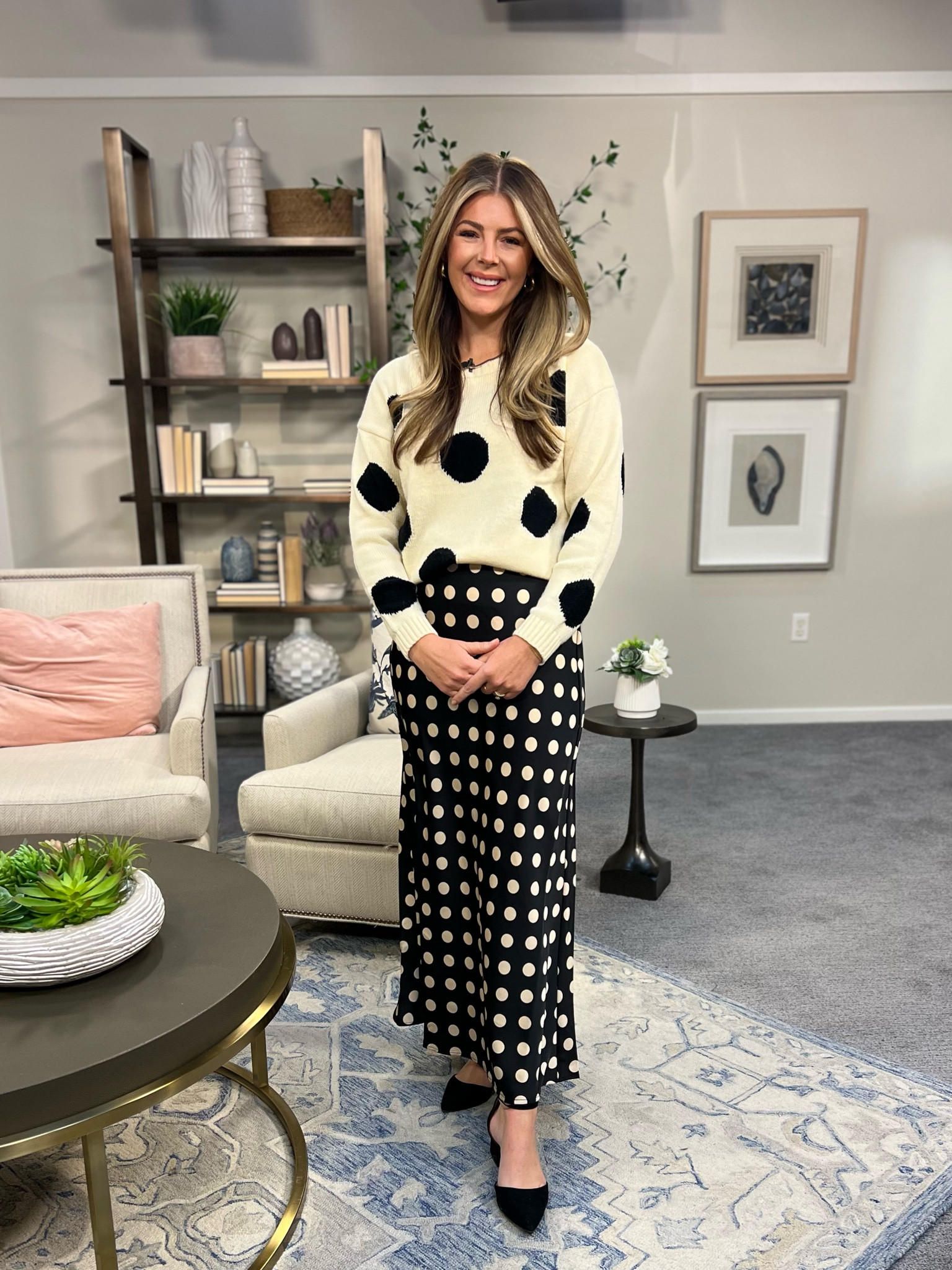 We 💜 polkadots! This Target skirt is under $30, too 😘