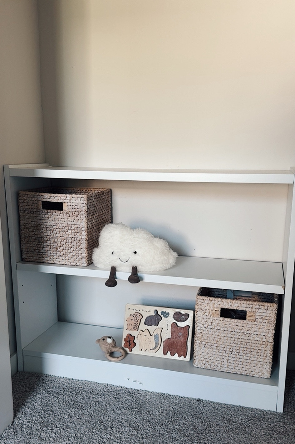 Nursery bookshelf 🫶🏻🧸

#LTKBaby #LTKHome #LTKBump