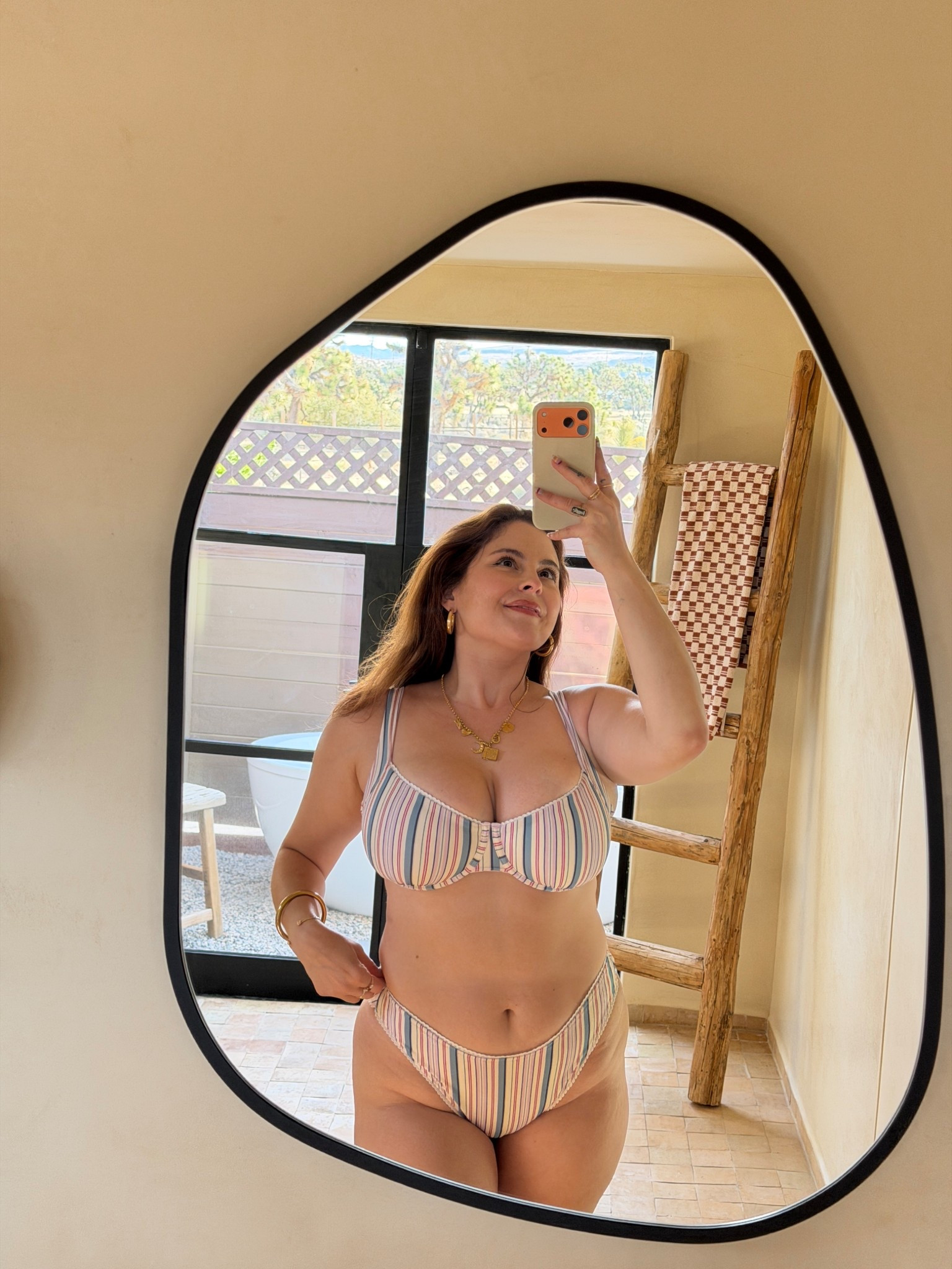 Abercrombie reversible bikini

#LTKMidsize #LTKSwim #LTKSeasonal