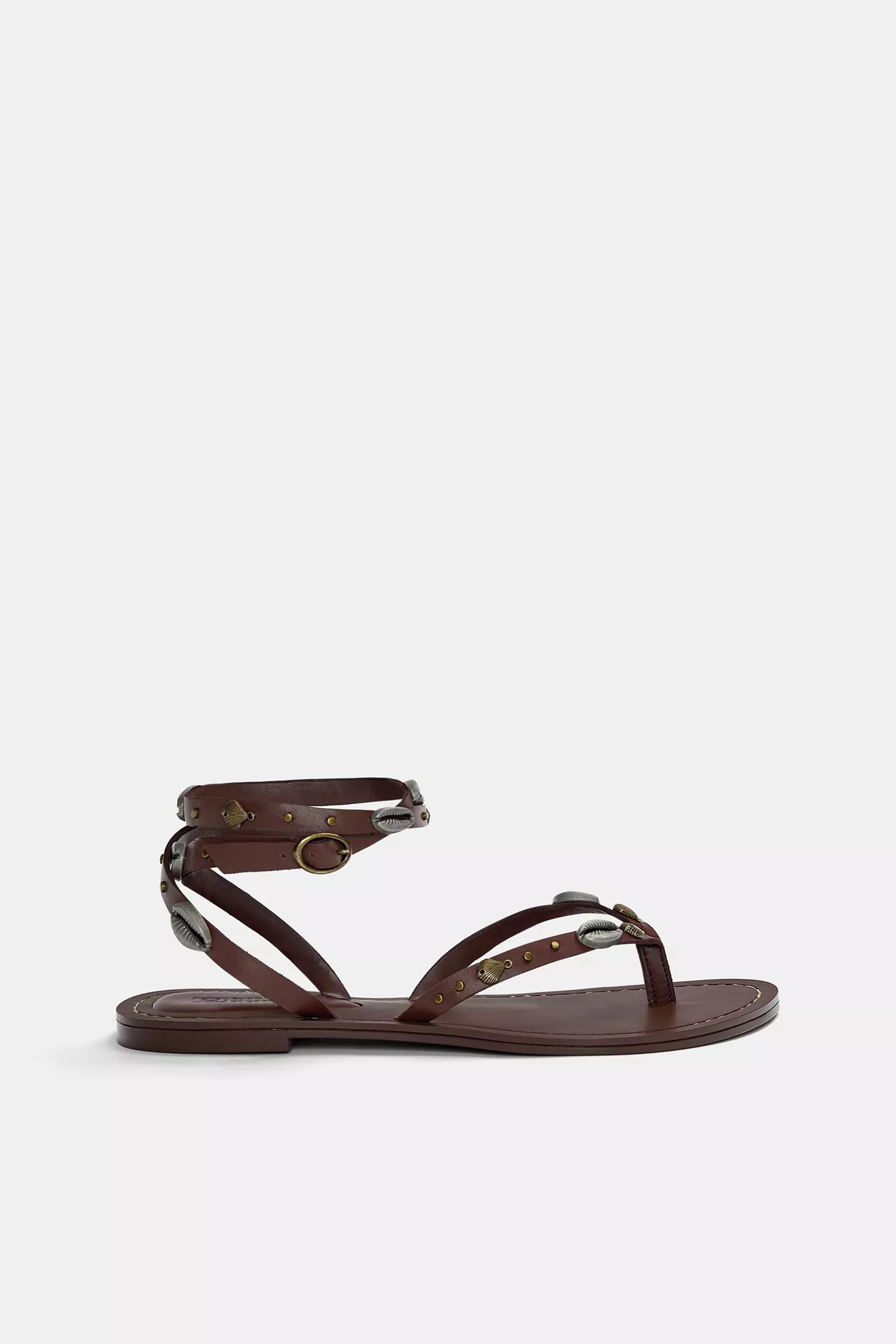 Flat leather sandals with beads | PULL and BEAR UK