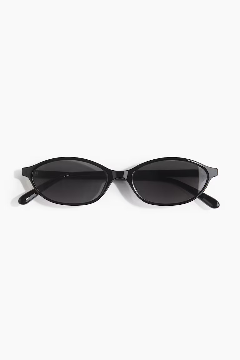 Oval sunglasses | H&M (UK, MY, IN, SG, PH, TW, HK)