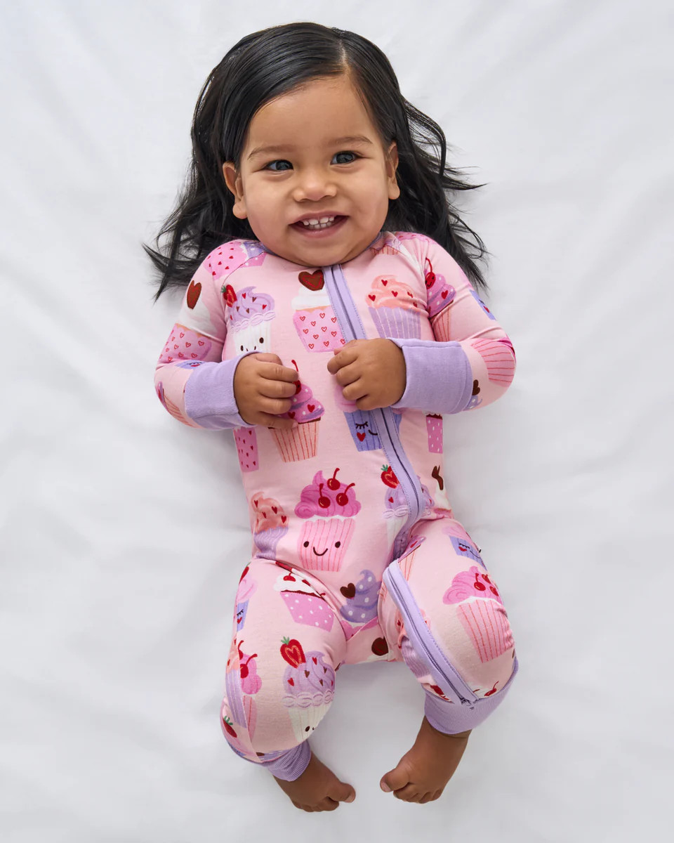 Cupcake Kisses Zippy | Little Sleepies