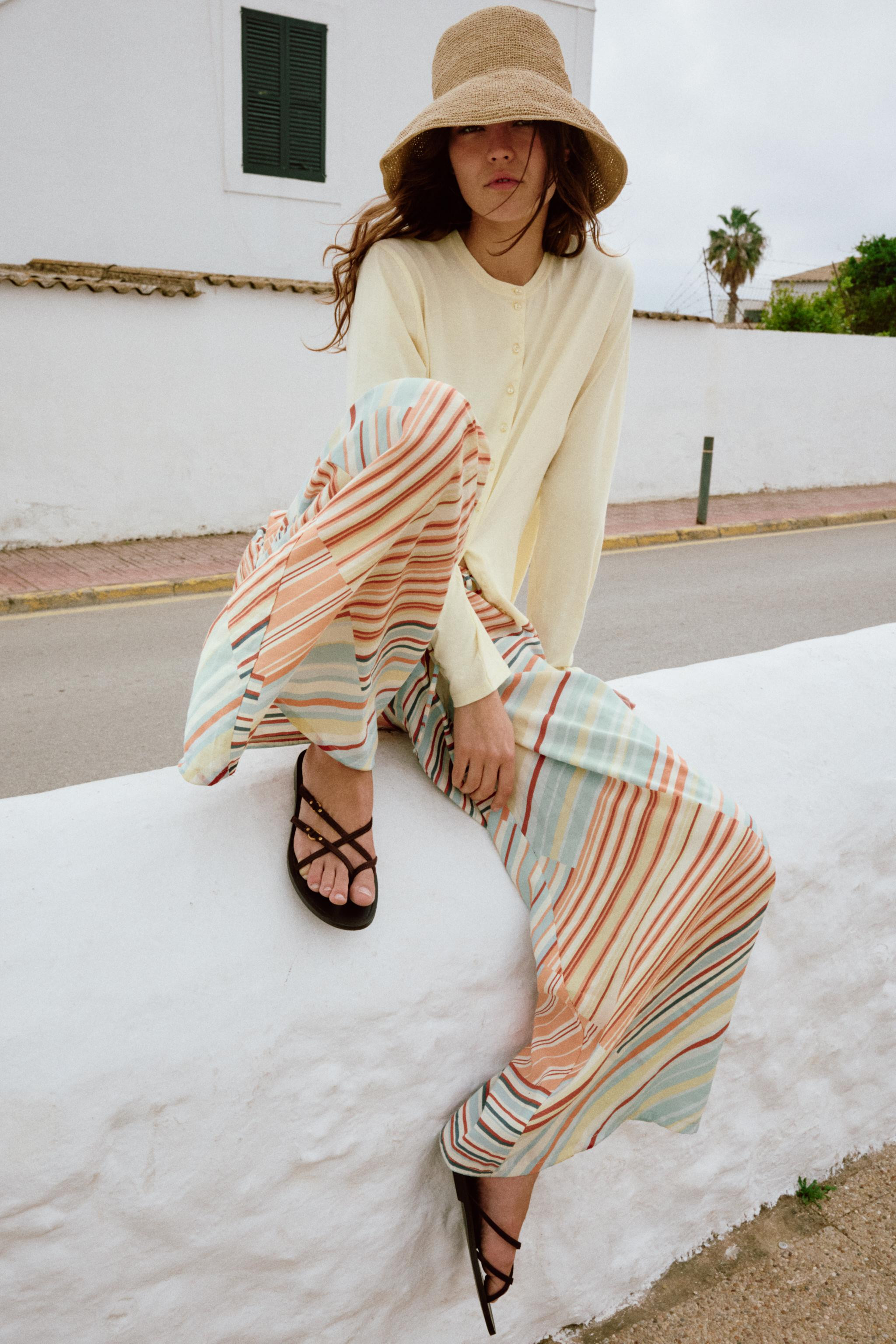 STRIPED WIDE LEG PANTS | Zara US