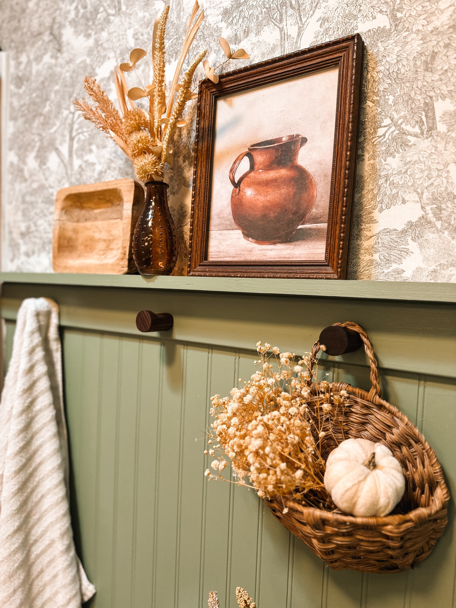 Vintage & moody bathroom makeover 

#LTKStyleTip #LTKHome #LTKxPrimeDay