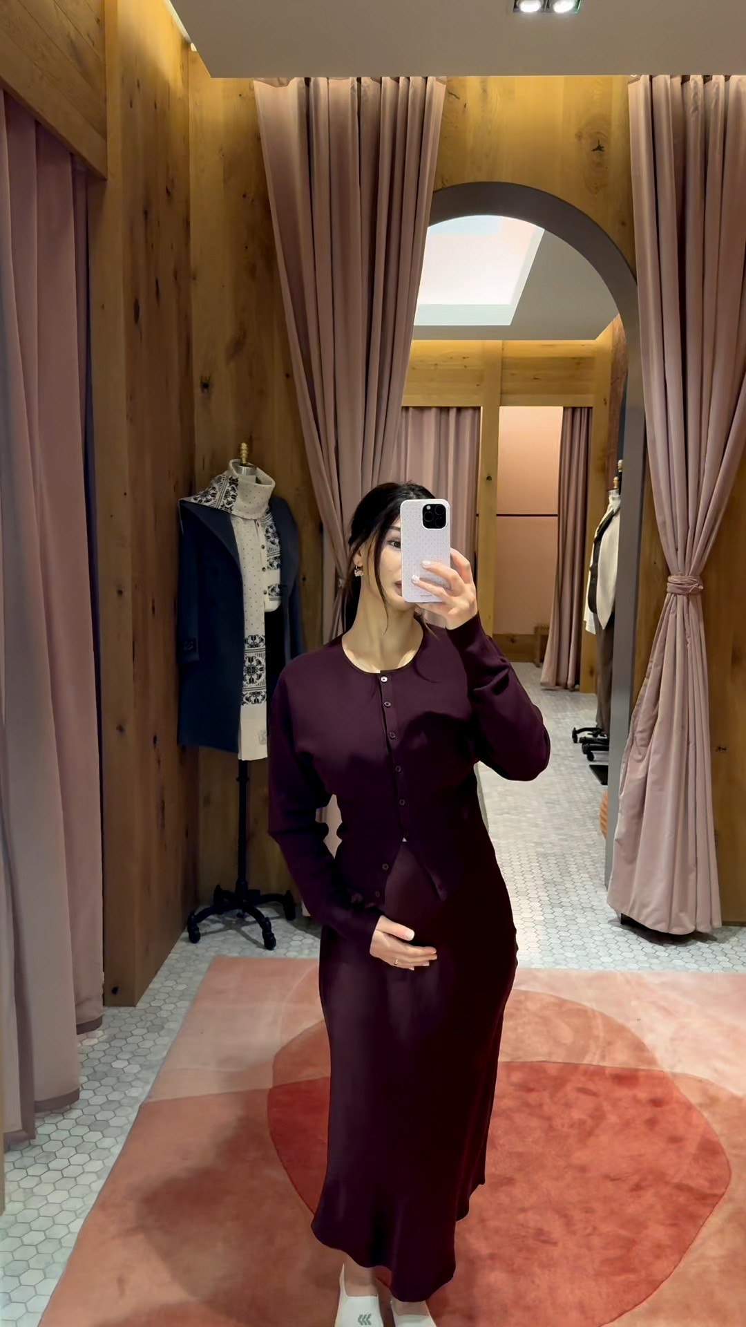 Proof you don't have to shop in the maternity section to find comfortable outfits that fit & look good! Simply size up to accommodate your growing belly 🤍 

#LTKCyberWeek #LTKHoliday #LTKBump