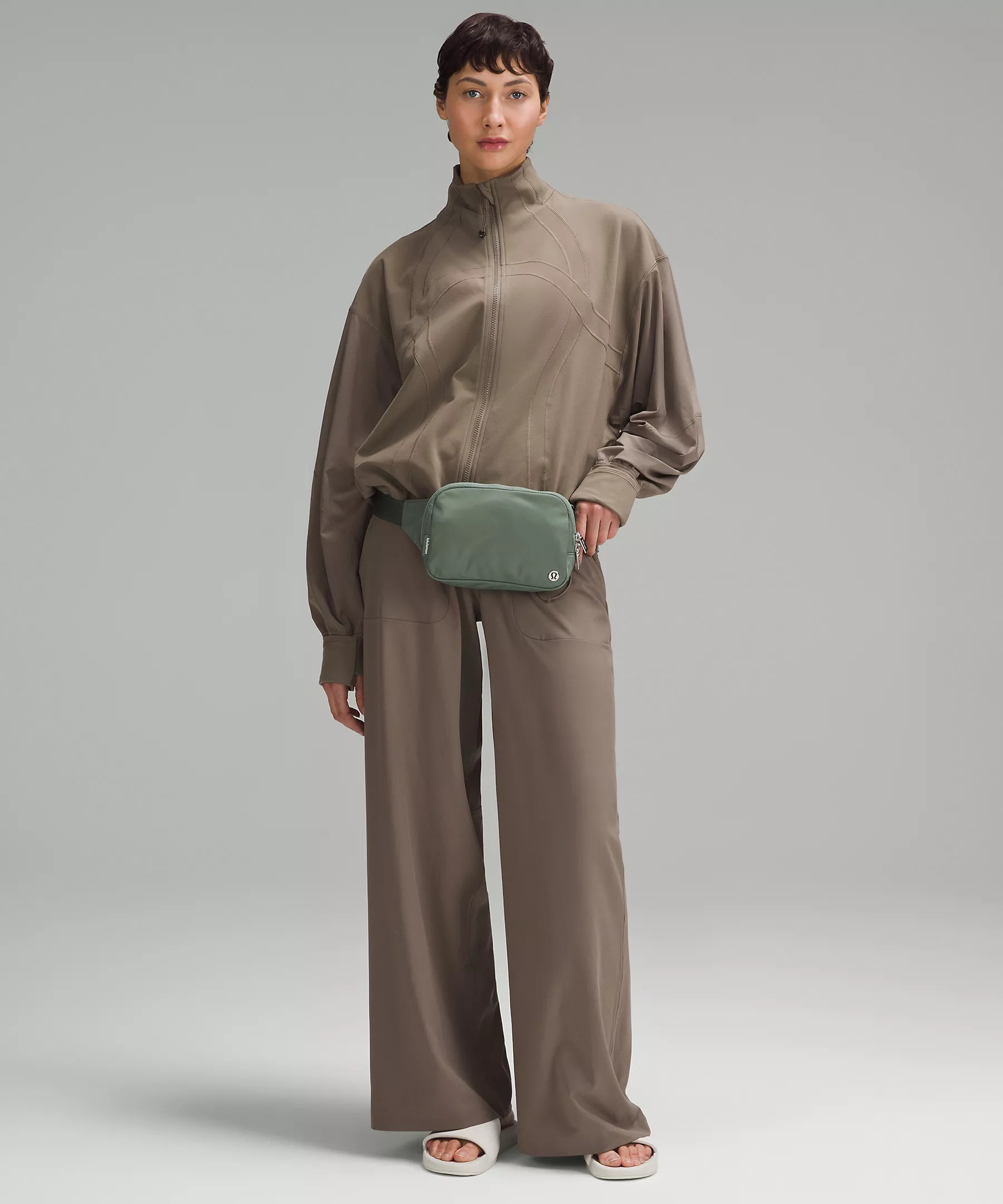 Everywhere Belt Bag Large 2L | lululemon (CA)