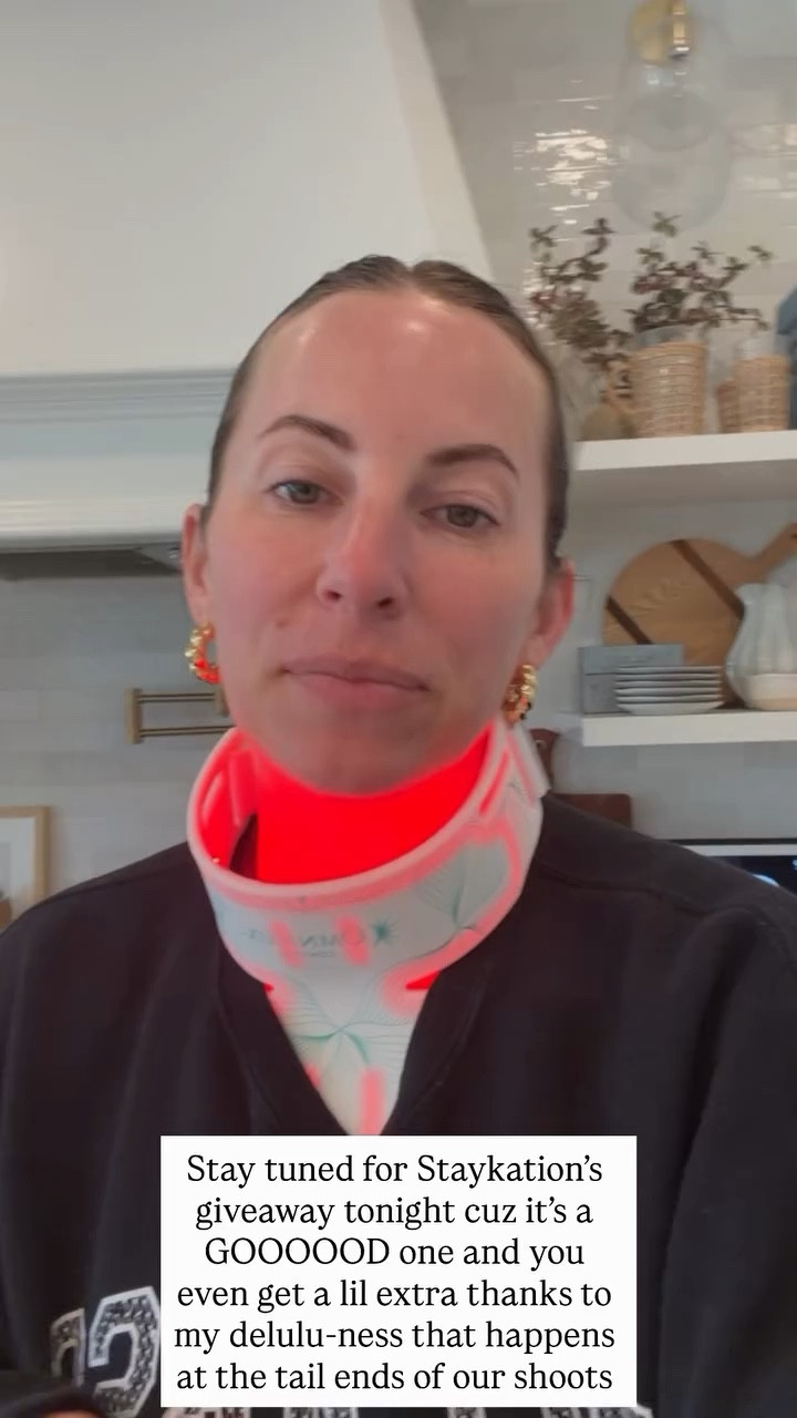 Stay tuned for Staykation’s giveaway tonight cuz it’s a GOOOOOD one and you even get a lil extra thanks to my delulu-ness that happens at the tail ends of our shoots