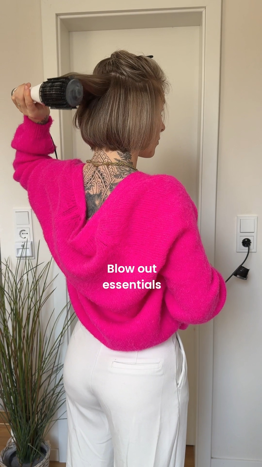 Was ich für mein Blowout nutze ✨🩷

#blowout #hairstyle #haarstyling #style #föhn #rundbürste #stylingtool #ghd 

#LTKFashionMonth #LTKstyletip #LTKdeutschland