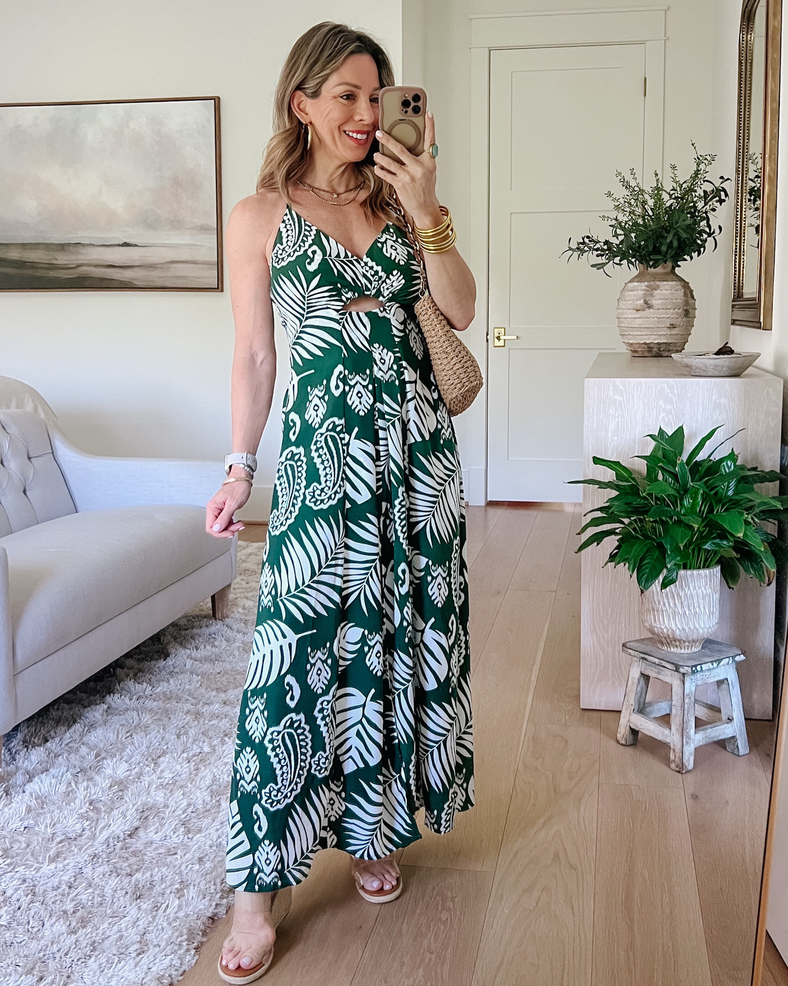 Amazon Spring Style 🌸 This tropical maxi dress would pair well with a sunny beach weekend 😉

Dress Fit: I’m wearing a Small

#LTKPetite #LTKgrwm #LTKOver40