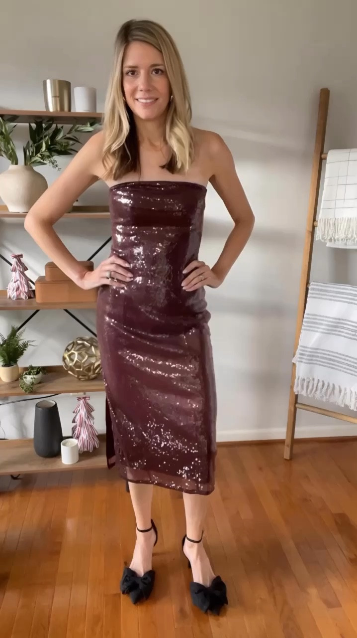 IT’S TIME……..for ALL the sequins!!!! ✨✨✨ So excited this dress is back in stock!! Grab it now before it’s gone again. 

This sequin strapless dress is true to size, I’m wearing an XS and it hugs in all is the right places! 👏 

#affordablefashion #holidaylooks #sequins #styleover30 #millennialstyle #ootd #dress #bows #shoes #targetpartner 

#LTKHoliday #LTKShoeCrush