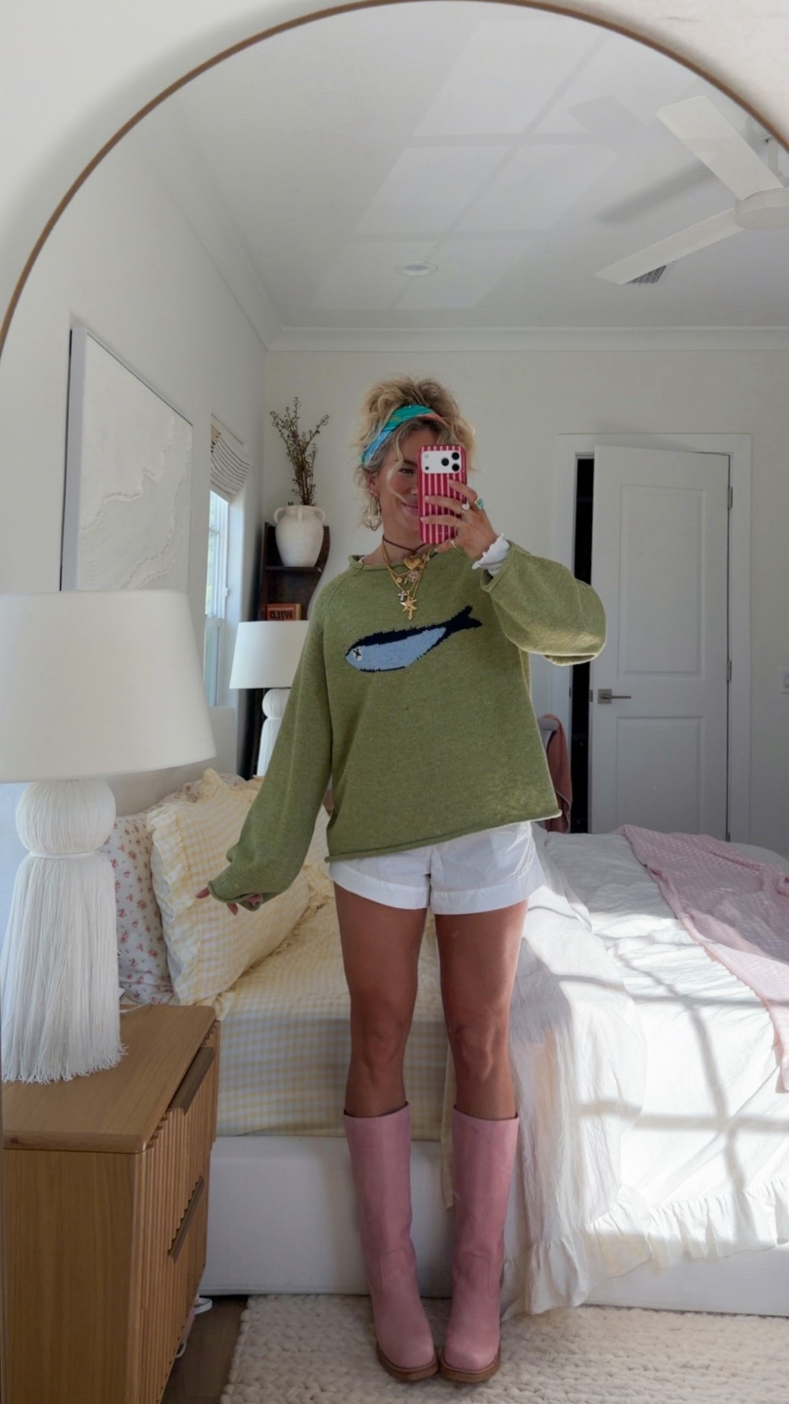 Ootd! My sweater is Maddy Jae (oos) so I linked similar! 💗

#LTKdayinmylife #LTKootd #LTKValentine