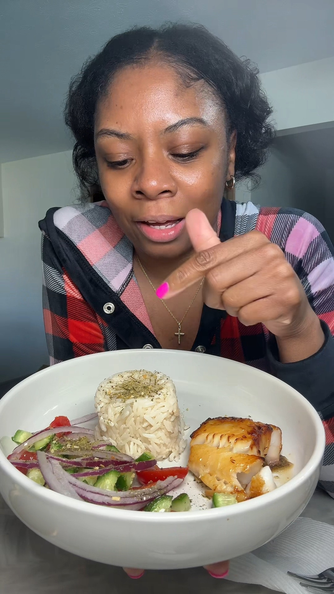 Are you following me on IG and TikTok where I share my daily meals?? Get the plate bowls here then join me there! 

#LTKOver40 #LTKfoodie #LTKHome