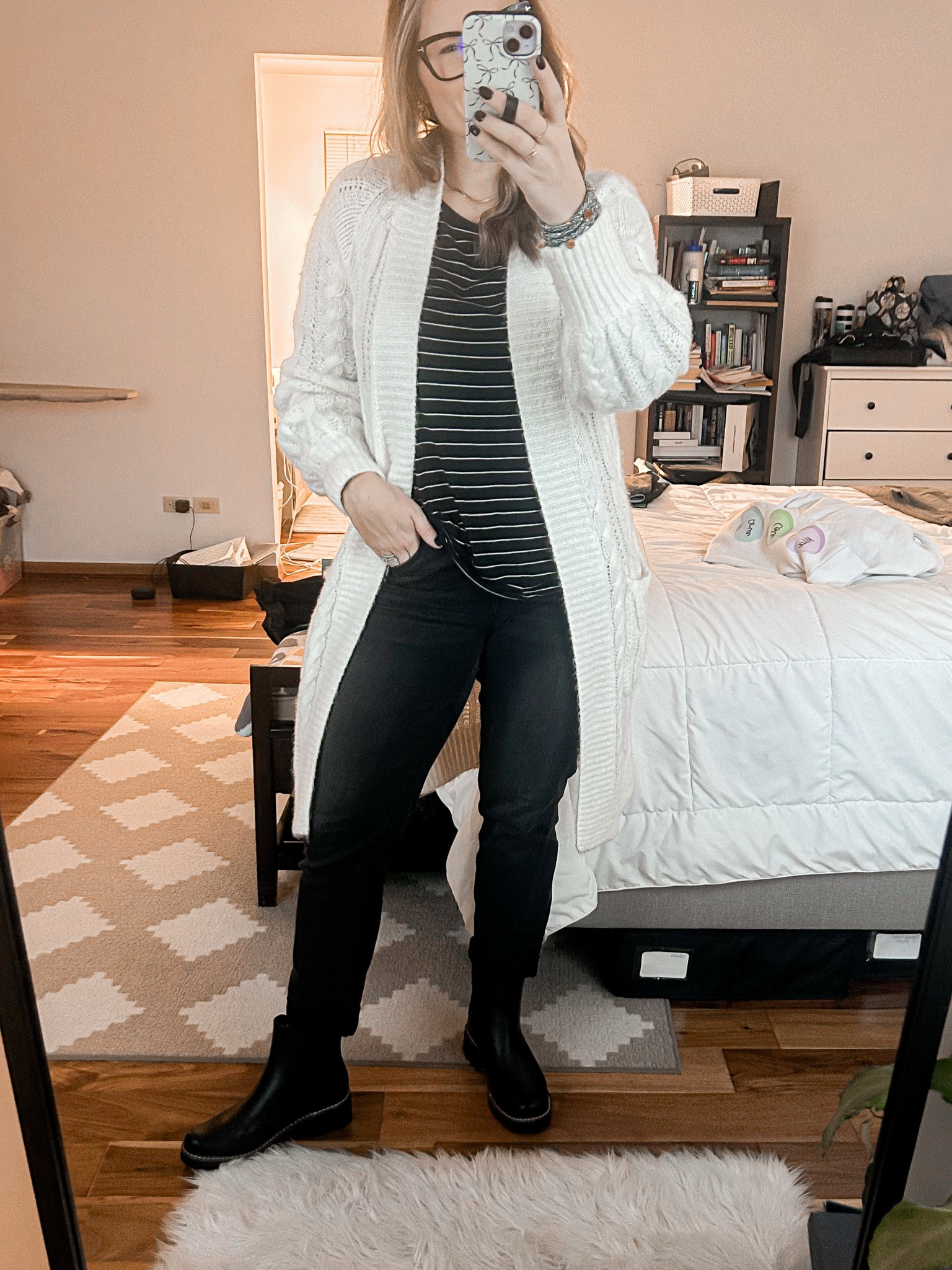 Outfit #9 of the semester

Boots and jeans are currently available but sweater is old - found ya some other options!!  

#LTKStyleTip #LTKMidsize #LTKFindsUnder50