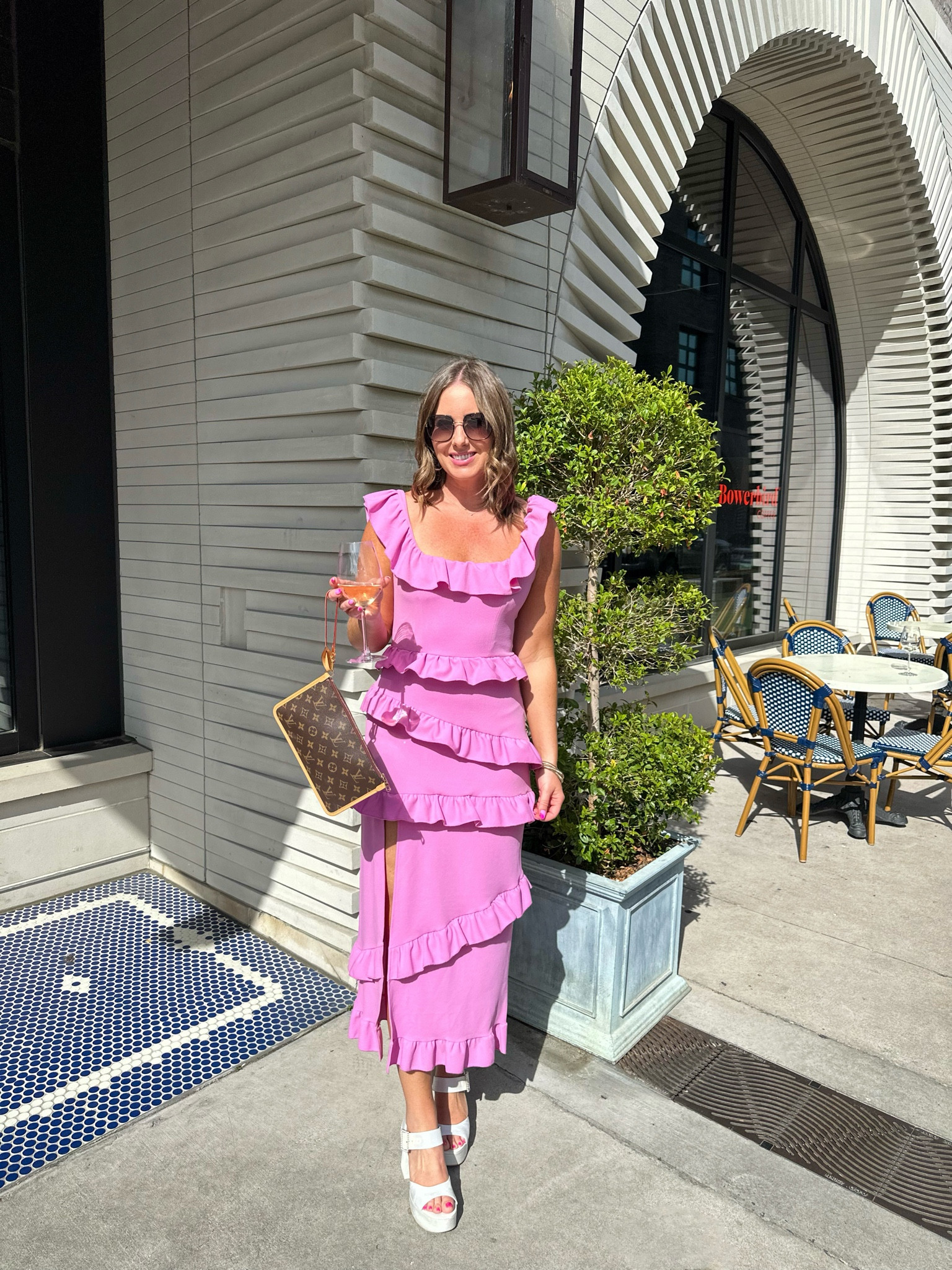 My go to dress for the summer! Perfect for a summer wedding + comes in multiple colors as well! 

Dress, midi dress, wedding guest dress, summer dress, vacation dress 

#LTKWedding #LTKShoeCrush #LTKStyleTip