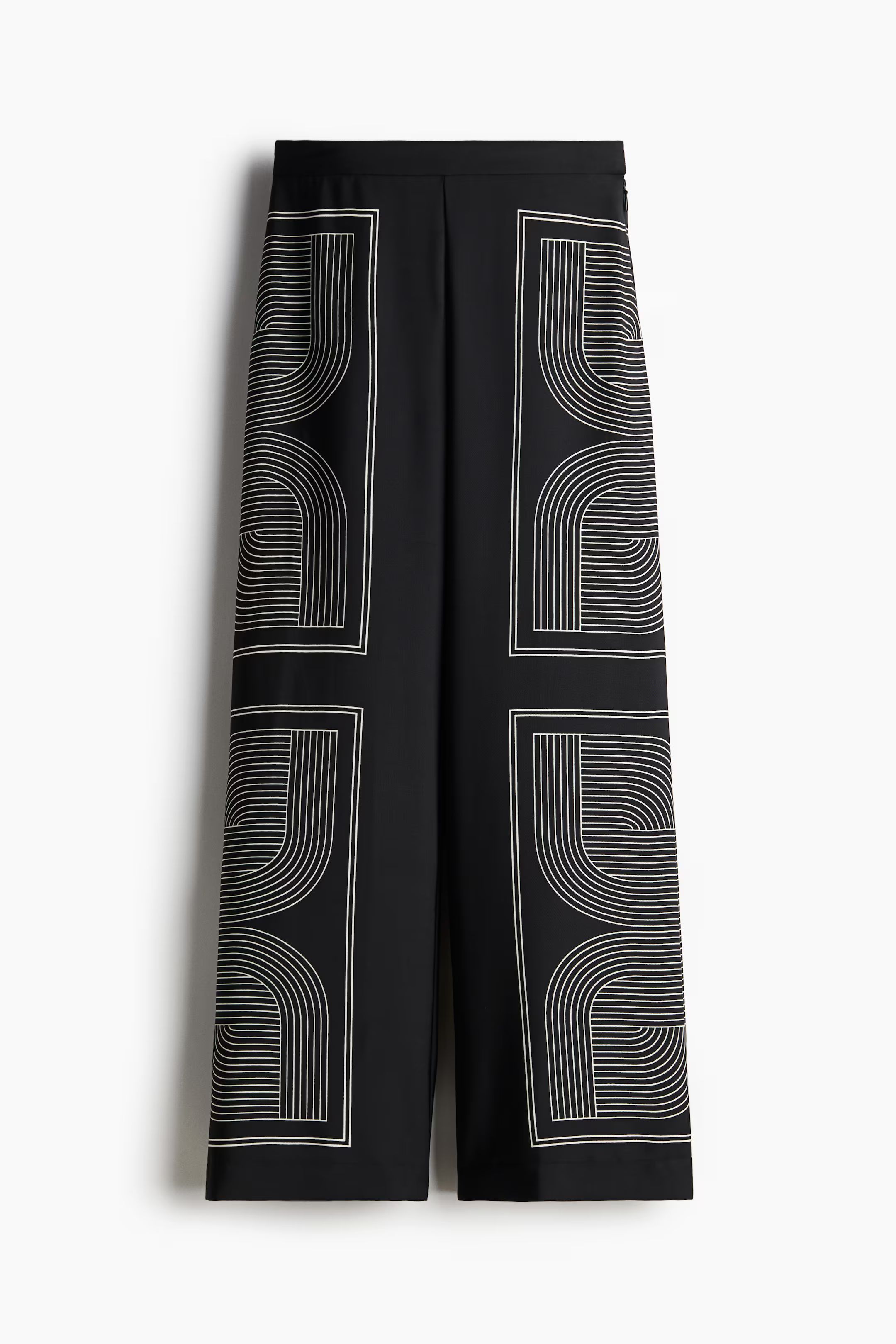 Wide trousers | H&M (UK, MY, IN, SG, PH, TW, HK)