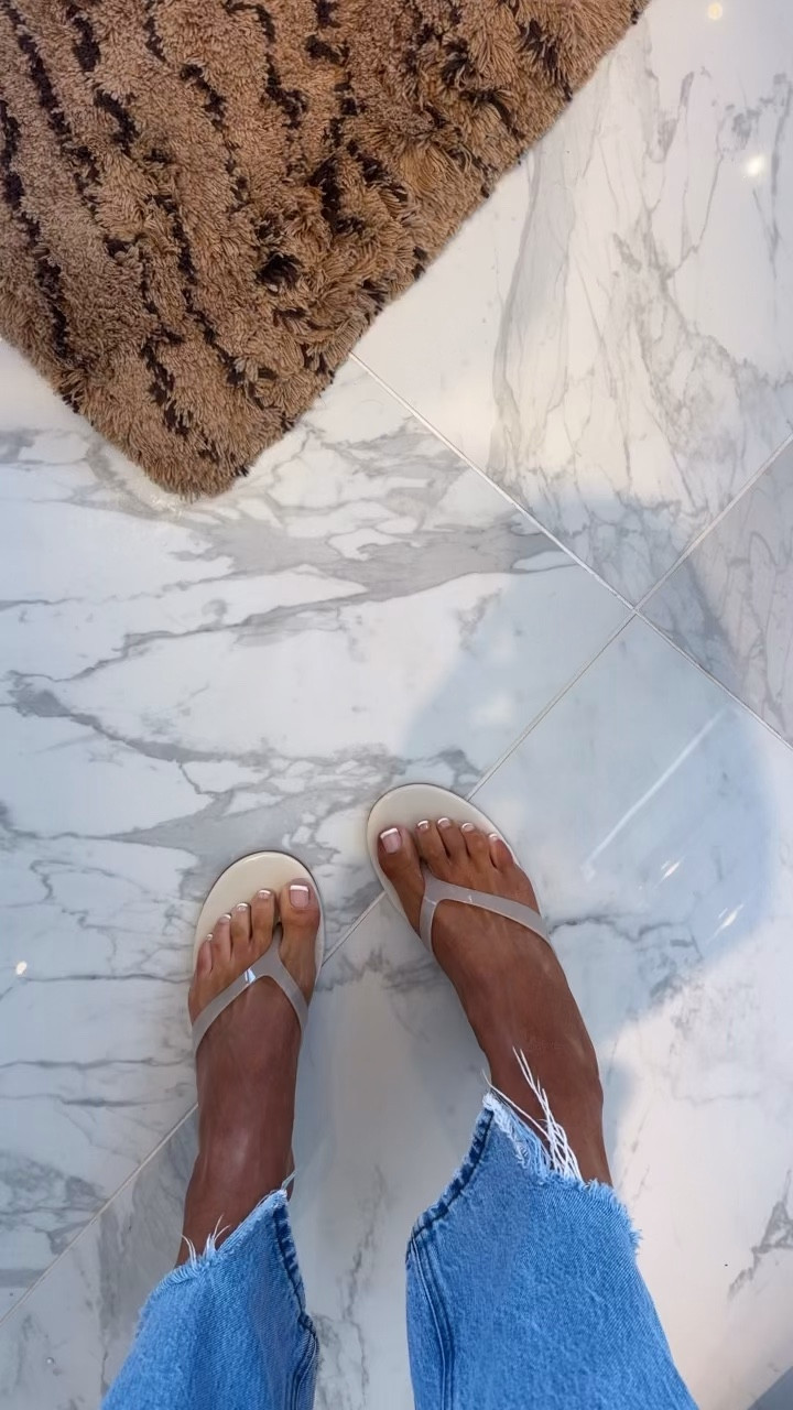 Quickly become my most worn sandal 🔥🔥🔥