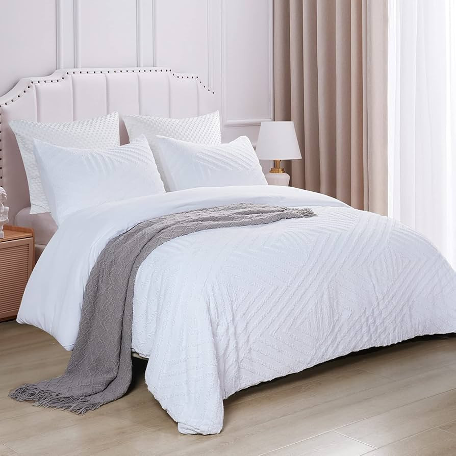 PHF Tufted Jacquard Comforter Sets King-3 Pieces Bed in A Bag Boho Comforter Set for Fall and Win... | Amazon (US)