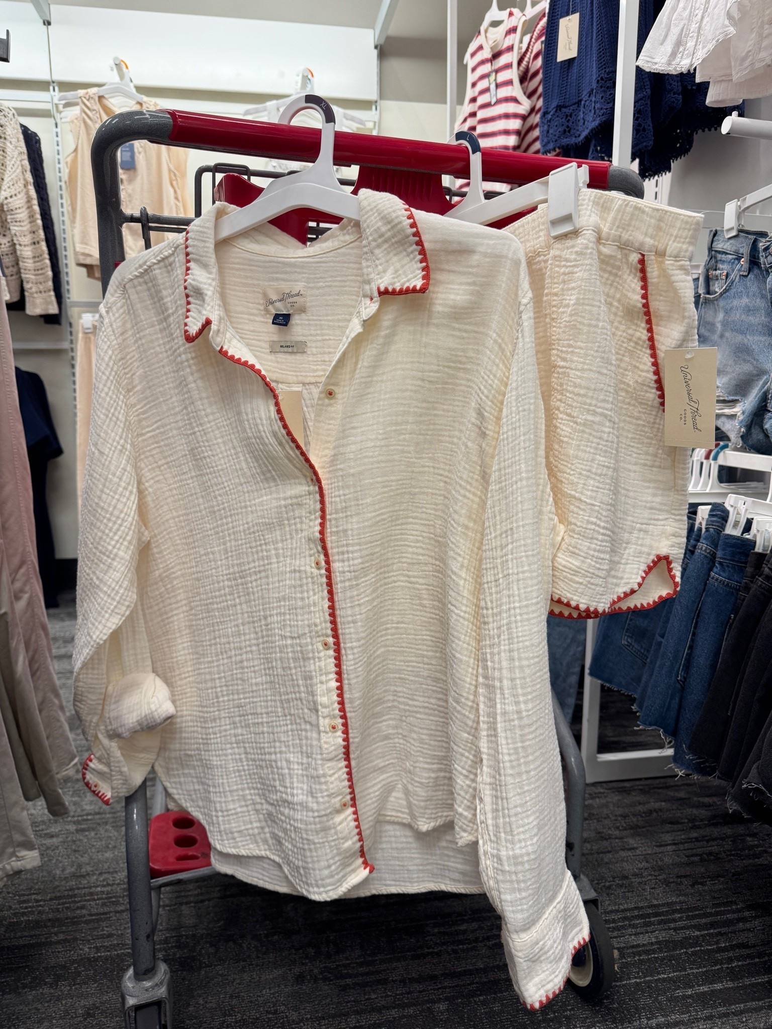 I have this in the tan color.
