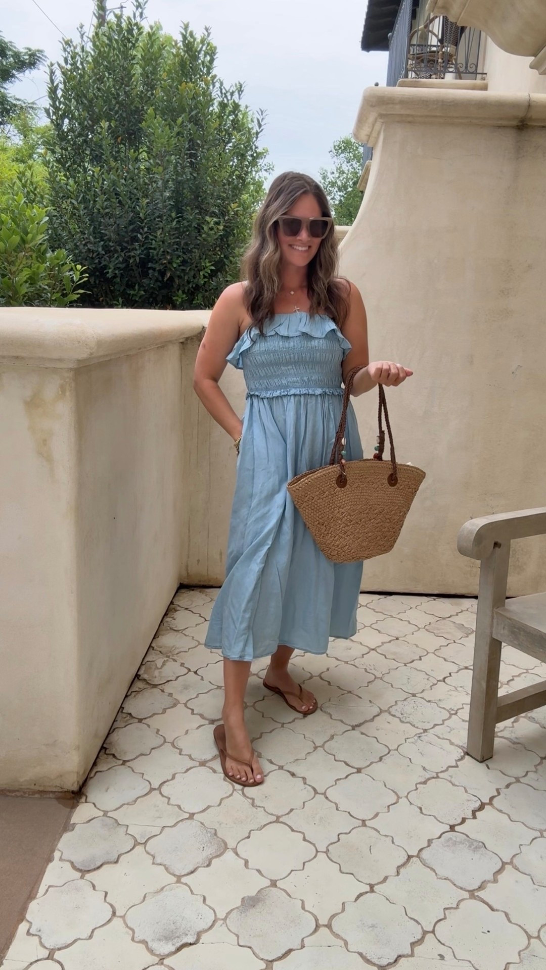 This dress is flattering, comfortable, and such an easy throw on dress!

#LTKmomlife #LTKootd