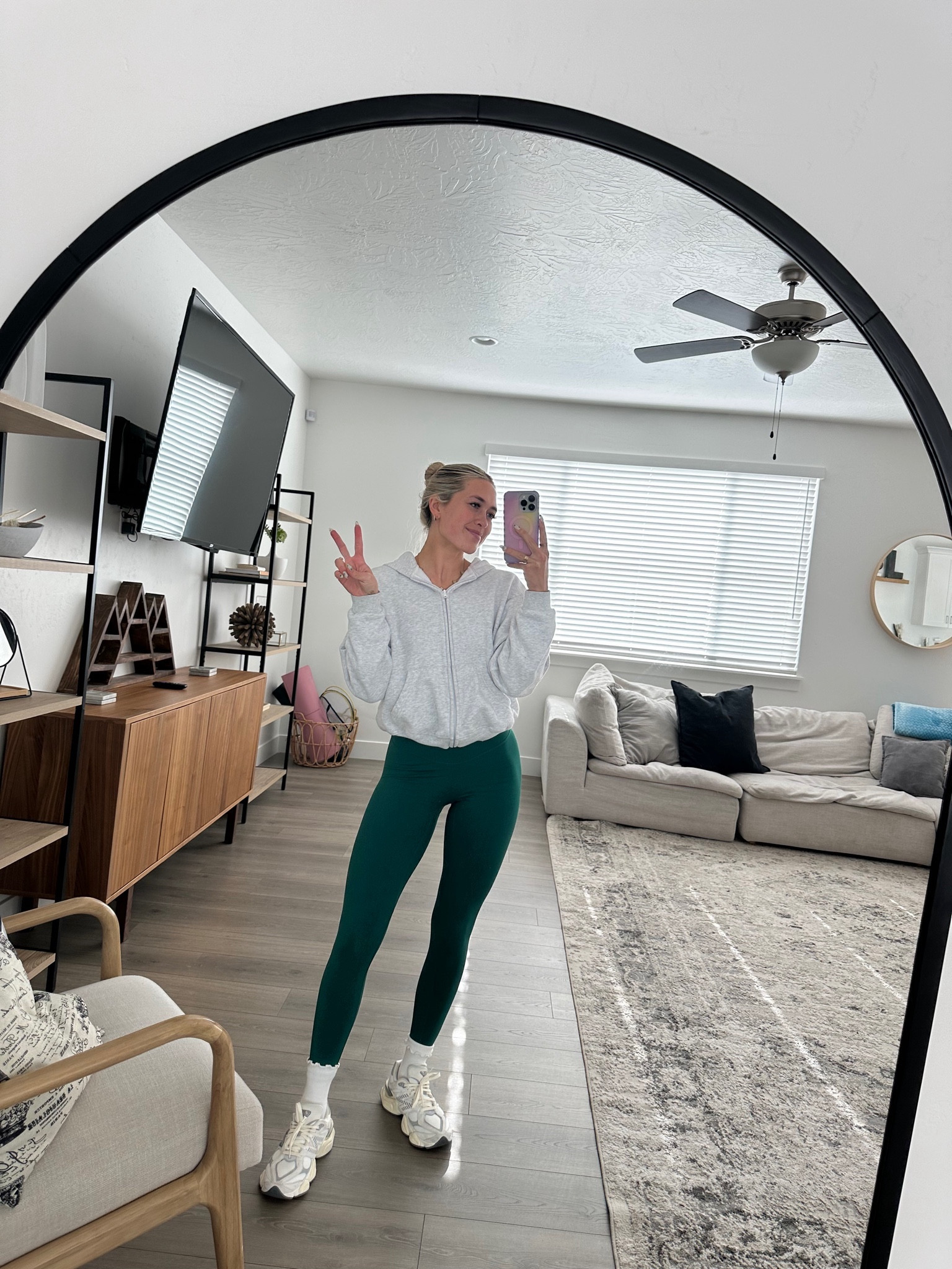 Cozy fit for the day 🥰

#LTKGiftGuide #LTKfamily #LTKfitness