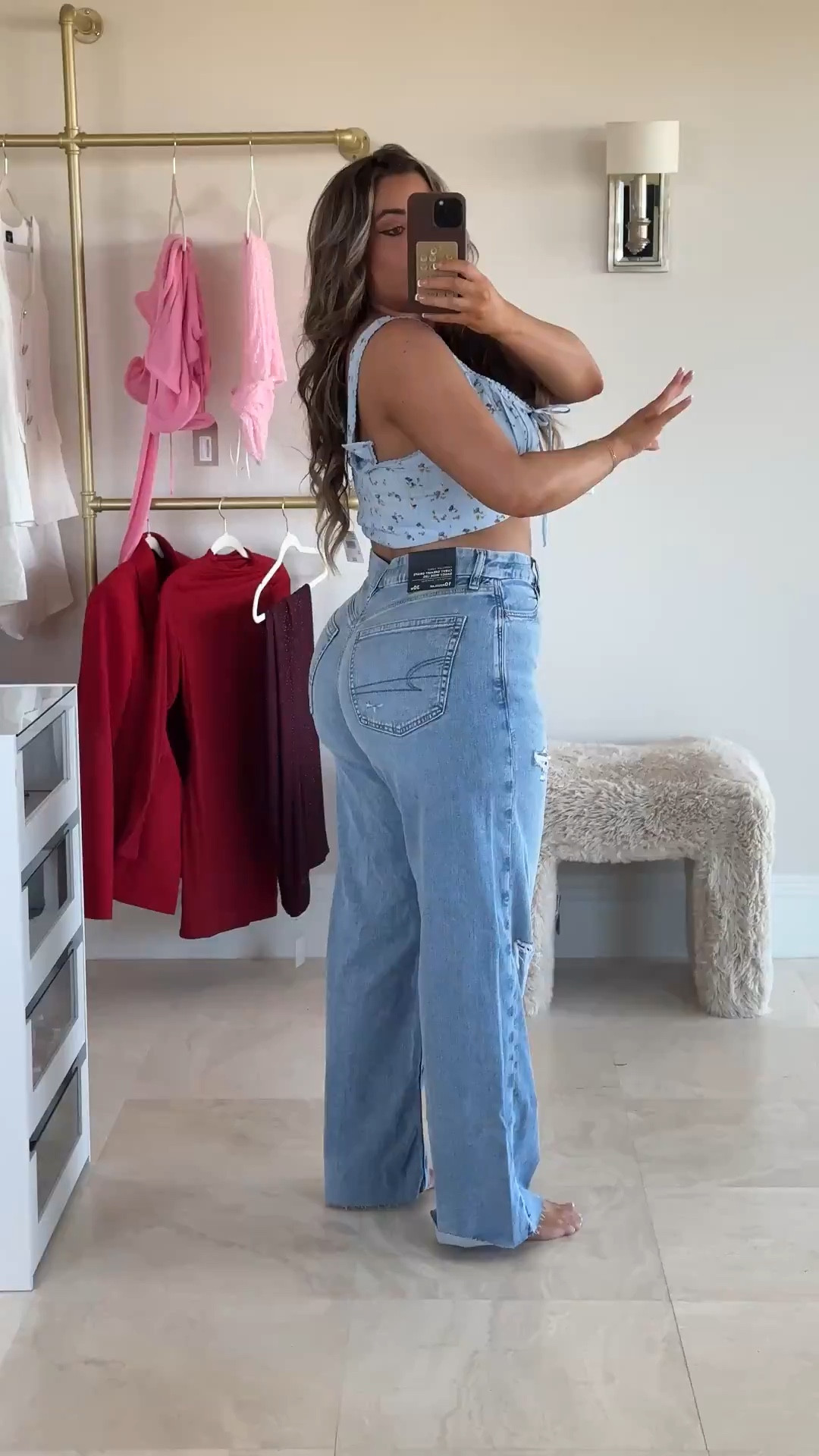 Spring outfits you’ll wear on repeat 🌸🤍  
These comfy + cute pieces from @aerie are perfect for everyday spring style — whether you’re running errands, grabbing coffee, or heading on a weekend getaway. Easy basics, soft fabrics, and the kind of outfits that look put together with zero effort.

Wearing a size medium in everything except a regular 10/30 in jeans

#aerie #aeriestyle #springoutfits #springstyle #everydayoutfit #casualspringstyle #springfashionfinds #ltkstyle #ltkfashion #ltkseasonal #ltkunder100 #affordablefashion #effortlessstyle #neutraloutfits #springwardrobe #springfashion2026

#LTKSpringSale 

Comment SHOP below to receive a DM with the link to this post on my LTK ⬇ https://liketk.it/5Zqg3 #ltkootd #ltkmidsize

#LTKMidsize #LTKgrwm #LTKootd