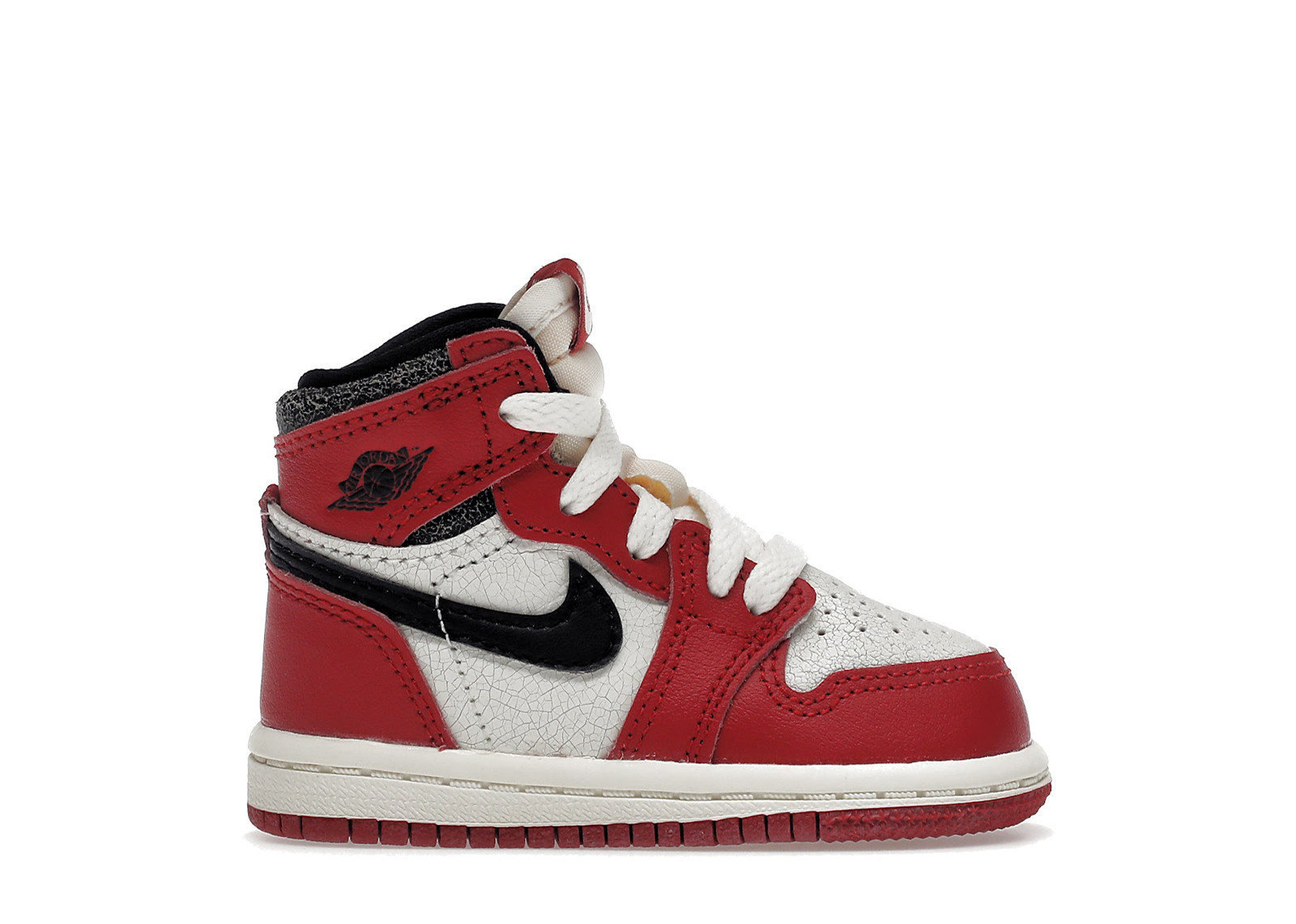 Jordan 1 Retro High OG Chicago Lost and Found Sneakers in Varsity Red/Black/Sail | StockX
