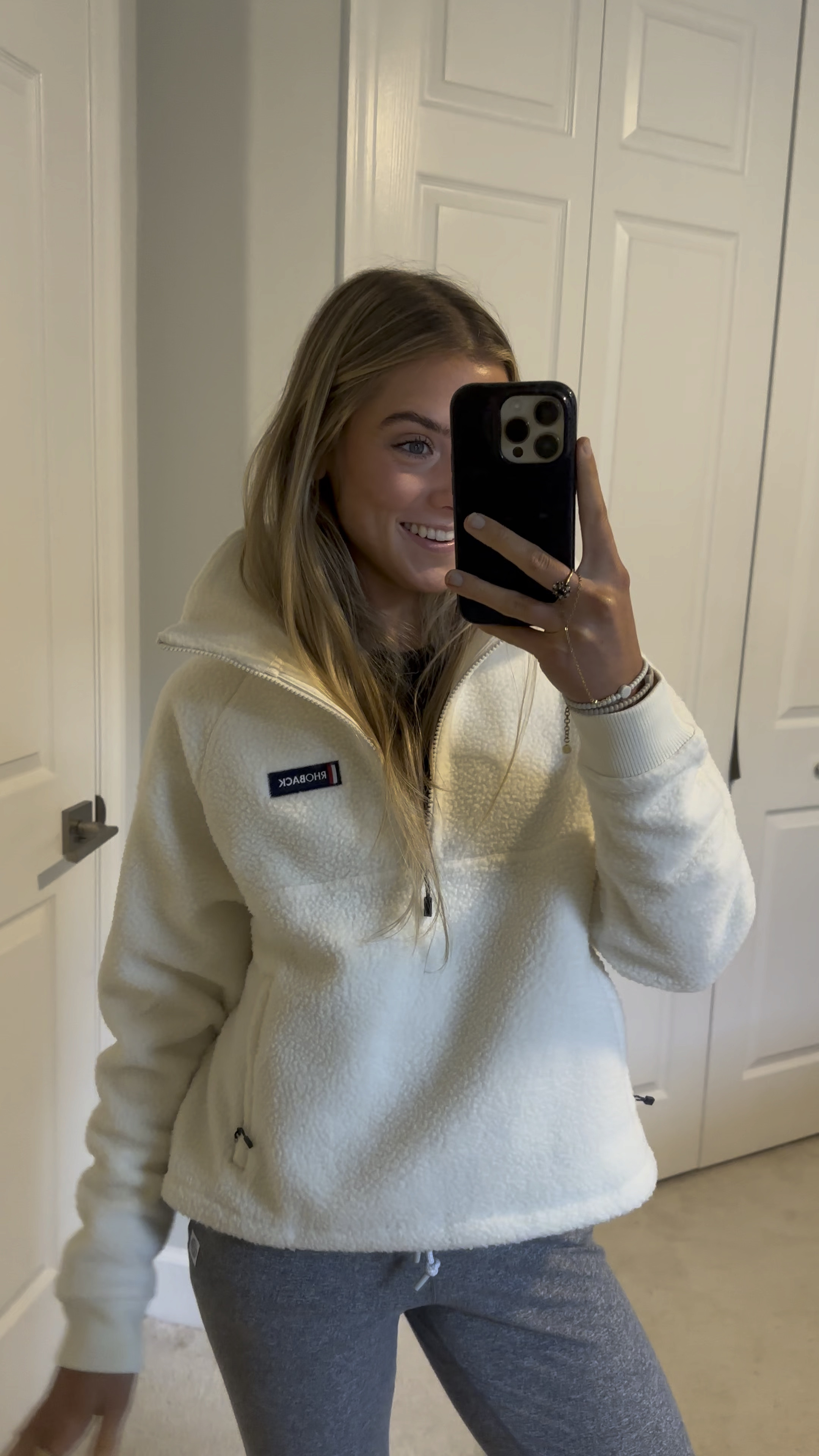 @rhoback #rhoback #craveactivity Rhoback | Matching set. Activewear. Joggers. Sweatshirt. Hoodie. Workout set. Athletic wear. Athleisure. Performance hoodie. Sweatpants. Two piece set. Buttery soft fabric. Four way stretch fabric. Styling. #workoutgear #workoutwear #pilates #ootd #outfit #athleticwear #athleticoutfit 
Sherpa jacket. Fleece jacket. Fleece sherpa pullover  

#LTKVideo #LTKstyletip #LTKSeasonal