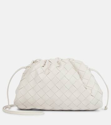 Schultertasche Pouch Mini aus Leder | Mytheresa (DACH)