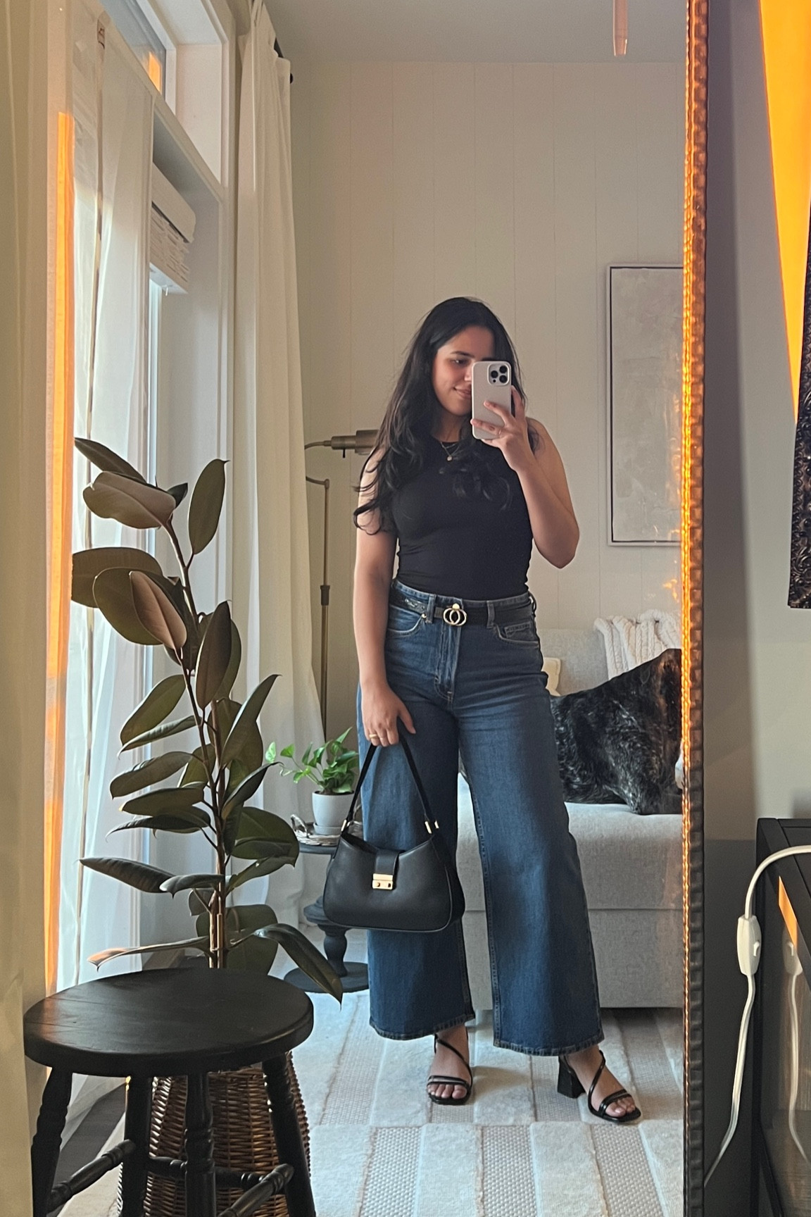 date night got feat. pants that actually fit the short girlies #petitefriendly I’m 5’1 and got the size 6. Shoes are on sale!

#LTKSaleAlert #LTKItBag #LTKFindsUnder50