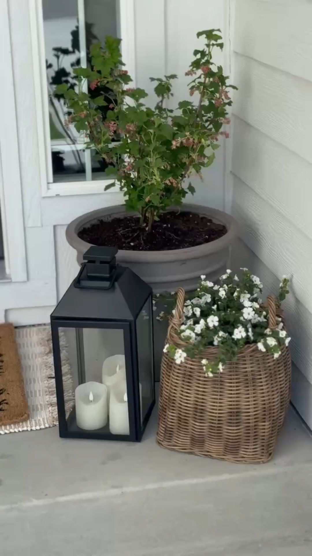 Who else is ready for the warmer days ahead 🌼🌷 linking my front porch styling favorites here! My biggest tip to creating an affordable look each season—invest in planters you can use year round! 

#LTKHome #LTKSeasonal #LTKStyleTip
