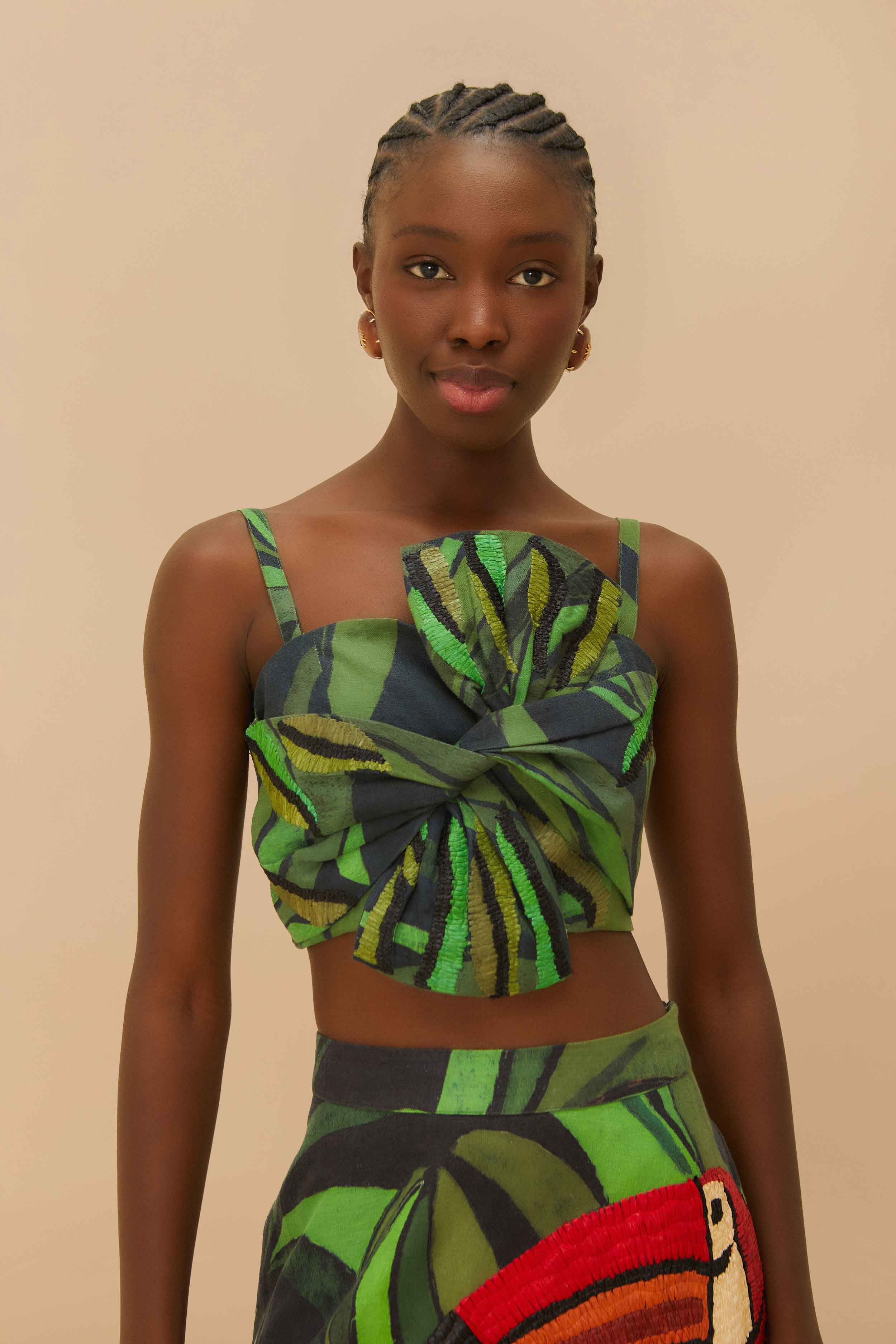 Black Coconut Tree Flow Crop Top, TOUCAN TREE GREEN / XS | FarmRio (US)