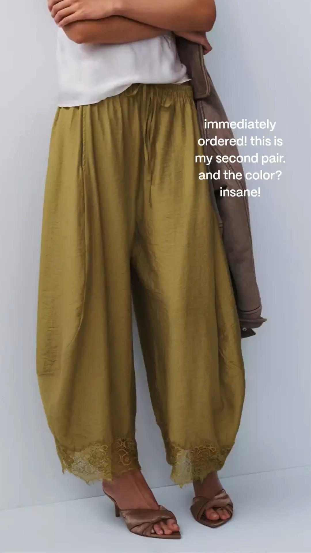 The fall finds I’m loving and buying in my 30s! I loved these lace hem pants so much in chocolate brown that I had to order another pair and this color is gorgeous! 

fall outfit, fall fashion, fashion over 30, Anthro pants, Anthropologie fall finds, pull on pants, barrel pants

#LTKSeasonal