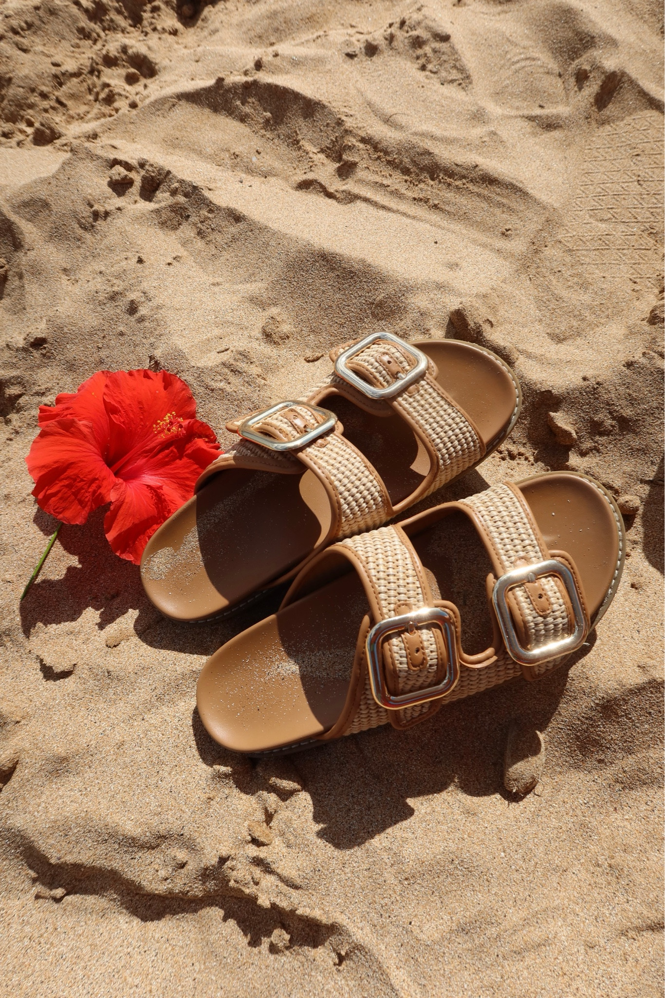 Vacation shoe must!
