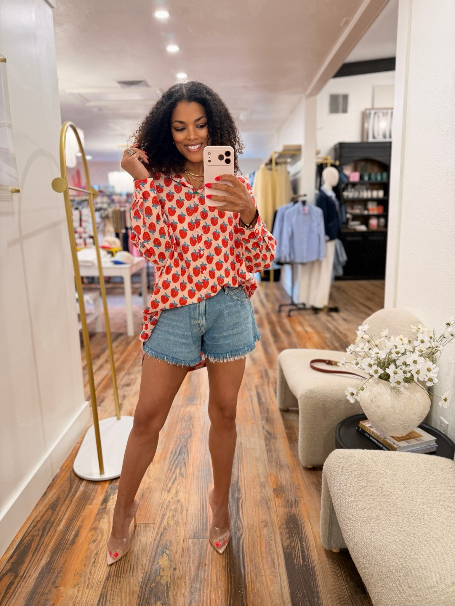 The perfect pair of denim shorts! Free people never disappoints🔥

#LTKootd #LTKgrwm