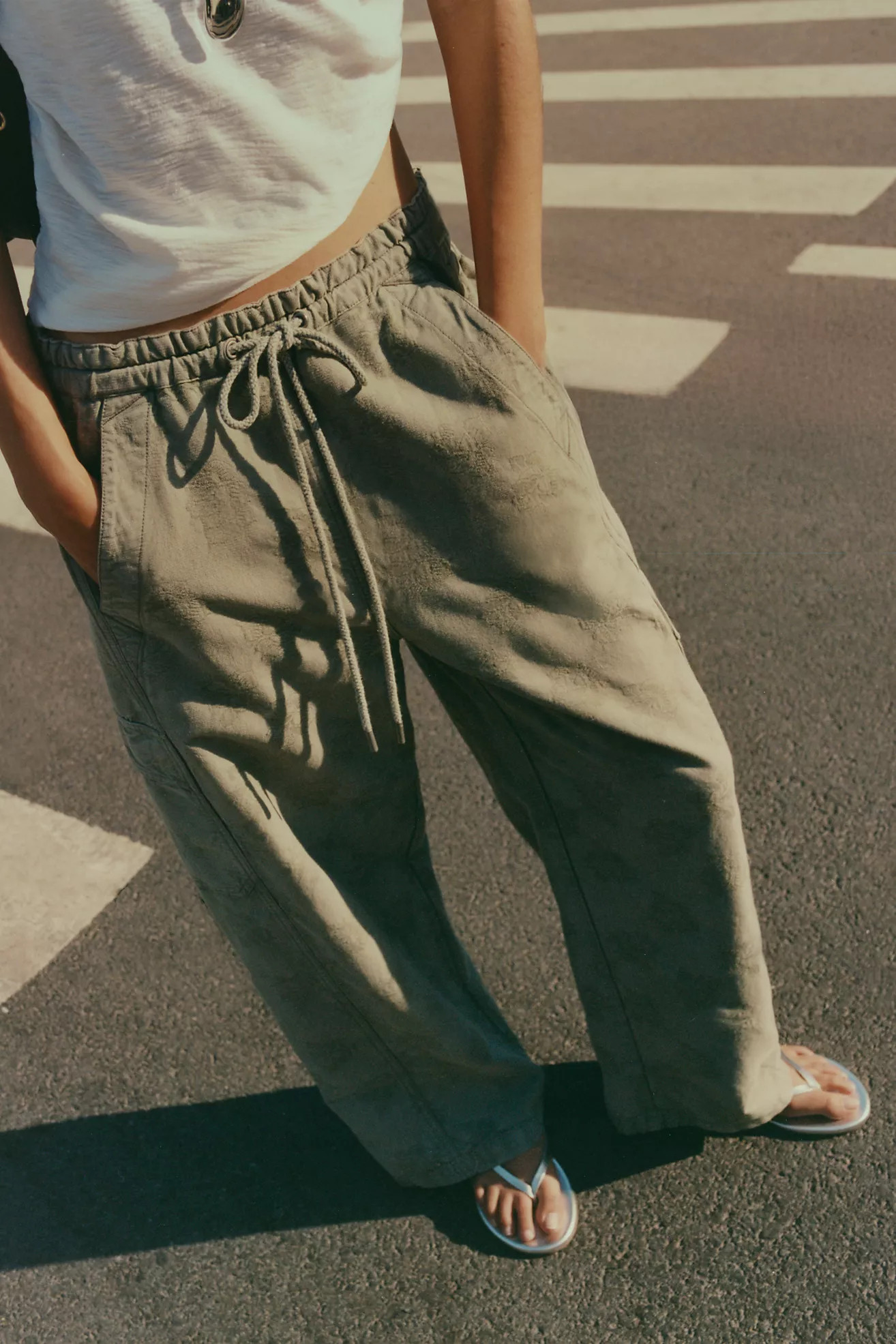 Pilcro Izzie Relaxed Full-Length Cargo Barrel Pants | Anthropologie (US)