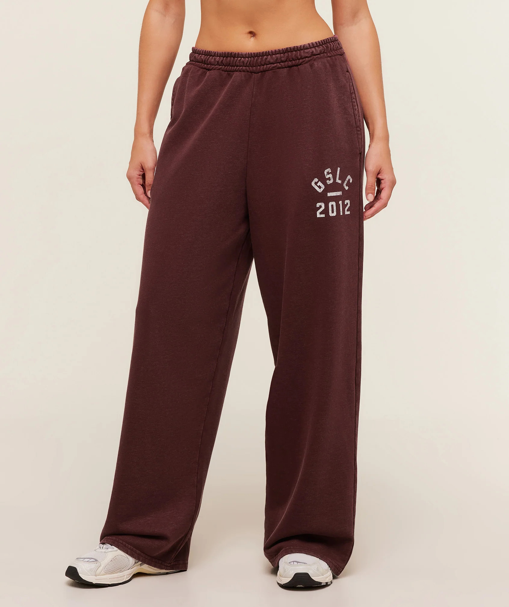 Lifting Club 2012 Graphic Wide Leg Joggers | Gymshark US