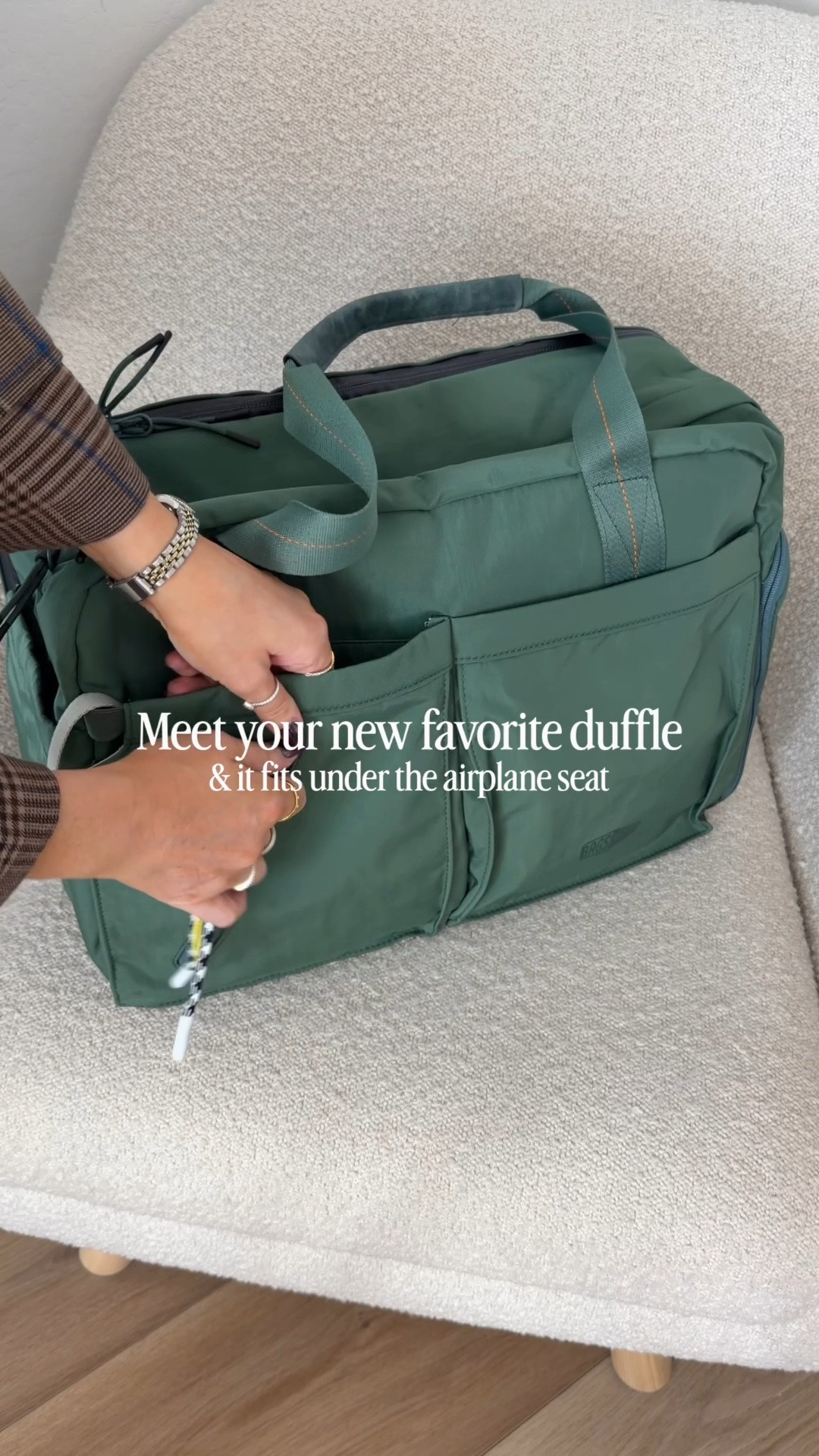 Meet your new favorite duffle
& it fits under the airplane seat



@bagsmart_official #ad #paidlink