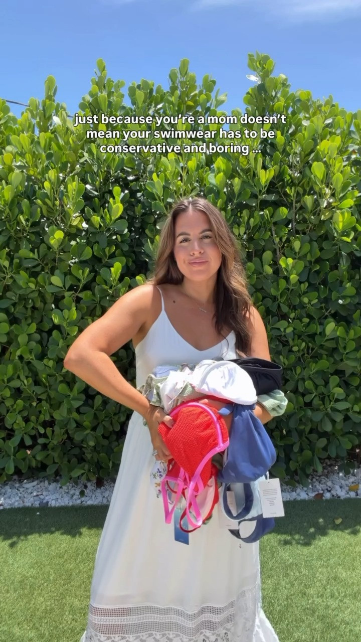 Just because you're a mom doesnt mean your swimwear has to be conservative and boring! I found the cutest finds at Cupshe!  @cupshe #cupshepartner 

 