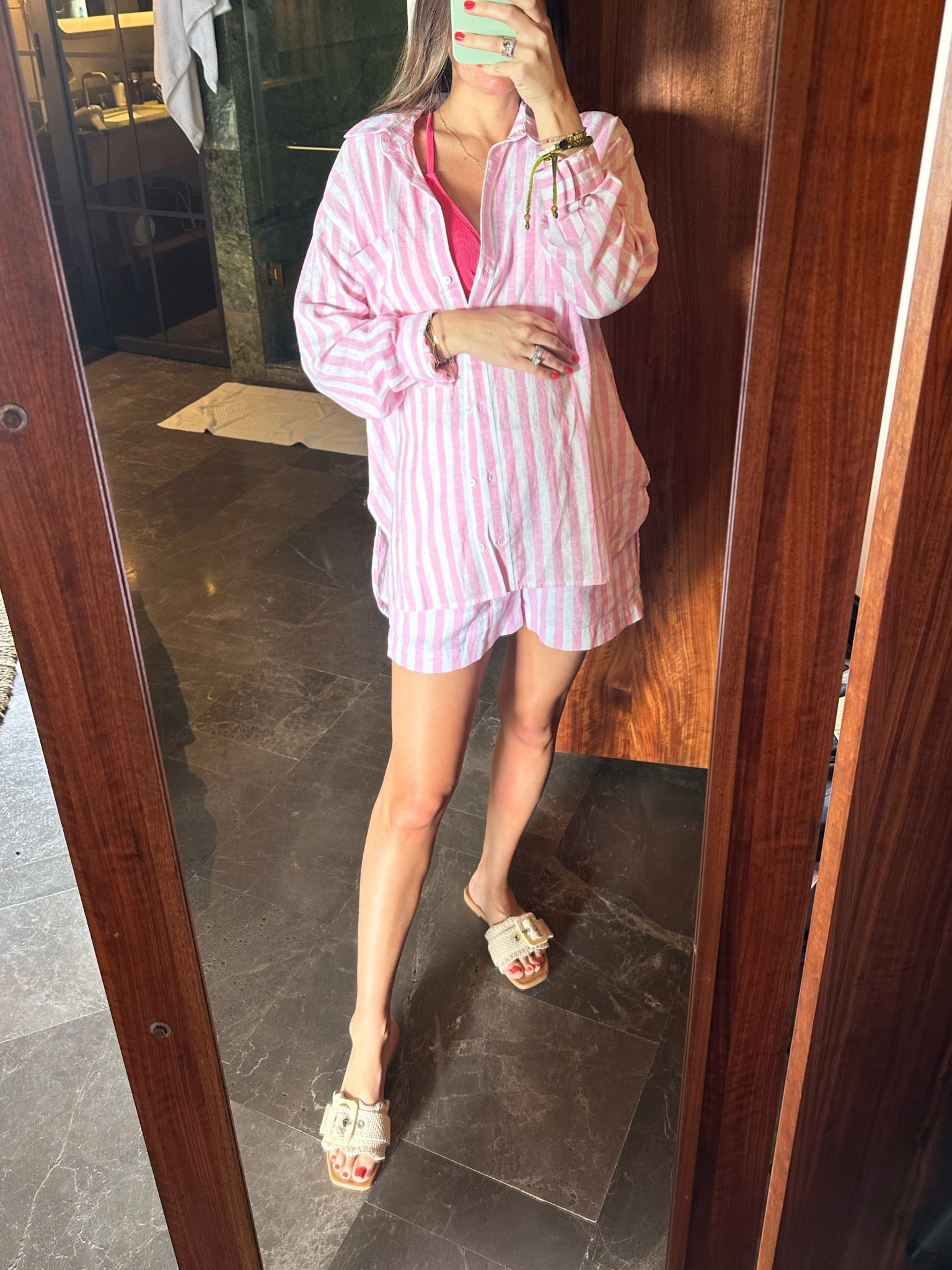 Coverup today ☀️ wearing smalls! Link picture is showing green but its the same set 😉

#LTKtravel #LTKfindsunder50 #LTKfindsunder100