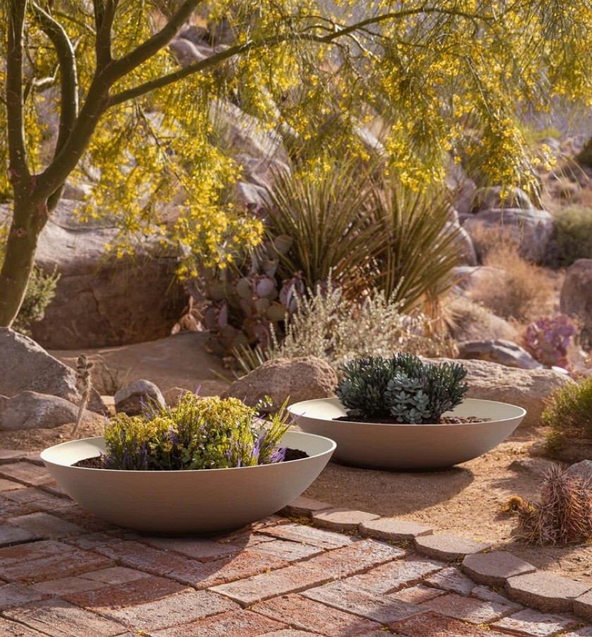 Two piece outdoor planter bowls. They are gorgeous and on sale   Two sizes and four colors


#LTKSaleAlert #LTKHome #LTKSeasonal