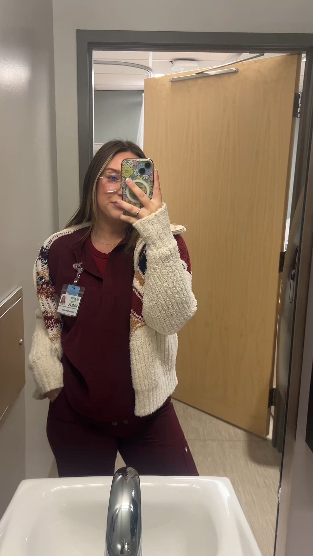 Figs scrubs ootd 

#LTKStyleTip #LTKActive #LTKWorkwear